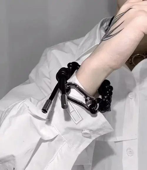 Japanese Brand × Jewelry Black chunky grunge square knot buckle bracelet Size ONE SIZE - 2 Thumbnail