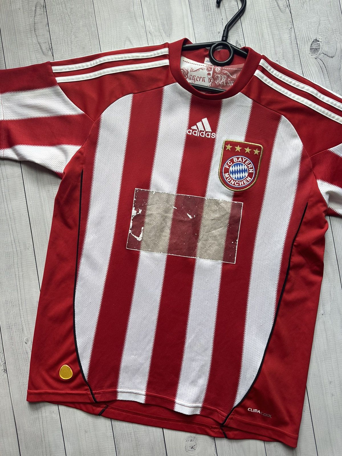 Adidas × Vintage Vintage adidas Bayern Munich 10 Robben soccer jersey size Xs Size US XS / EU 42 / 0 - 4 Thumbnail