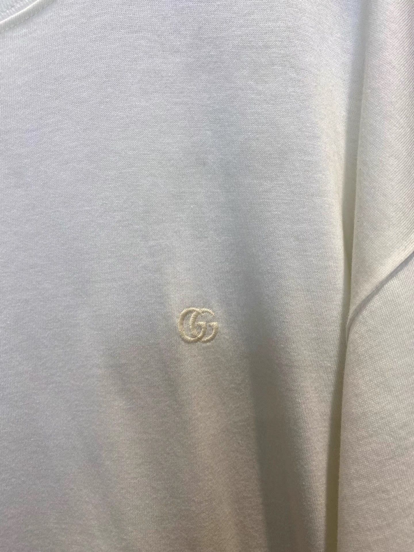 Gucci Gucci White T-shirt With Embroidered GG Logo K36 Size US XXL / EU 58 / 5 - 4 Thumbnail
