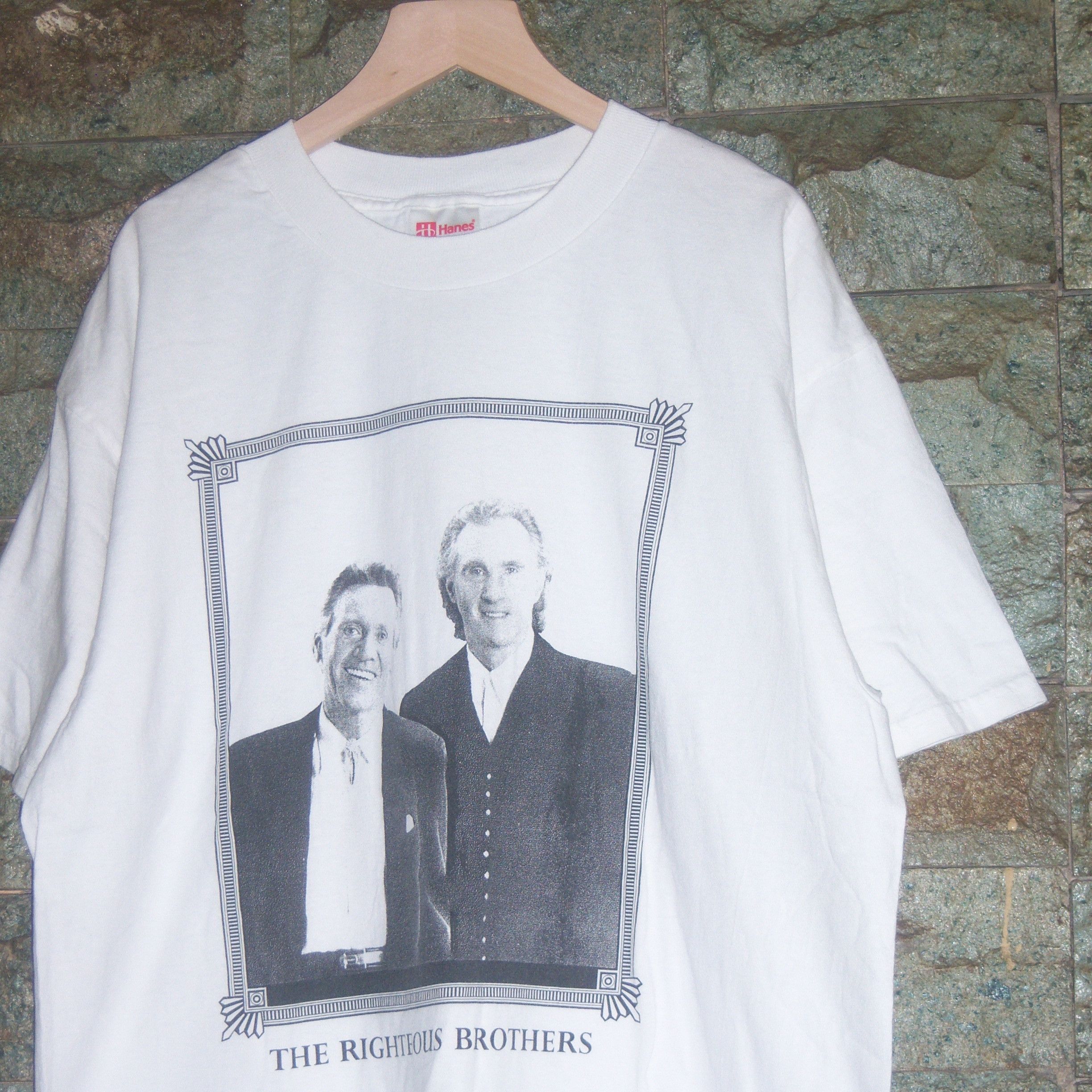 Band Tees × Hanes × Vintage 90s The Righteous Brothers Vintage Size US XL / EU 56 / 4 - 4 Thumbnail