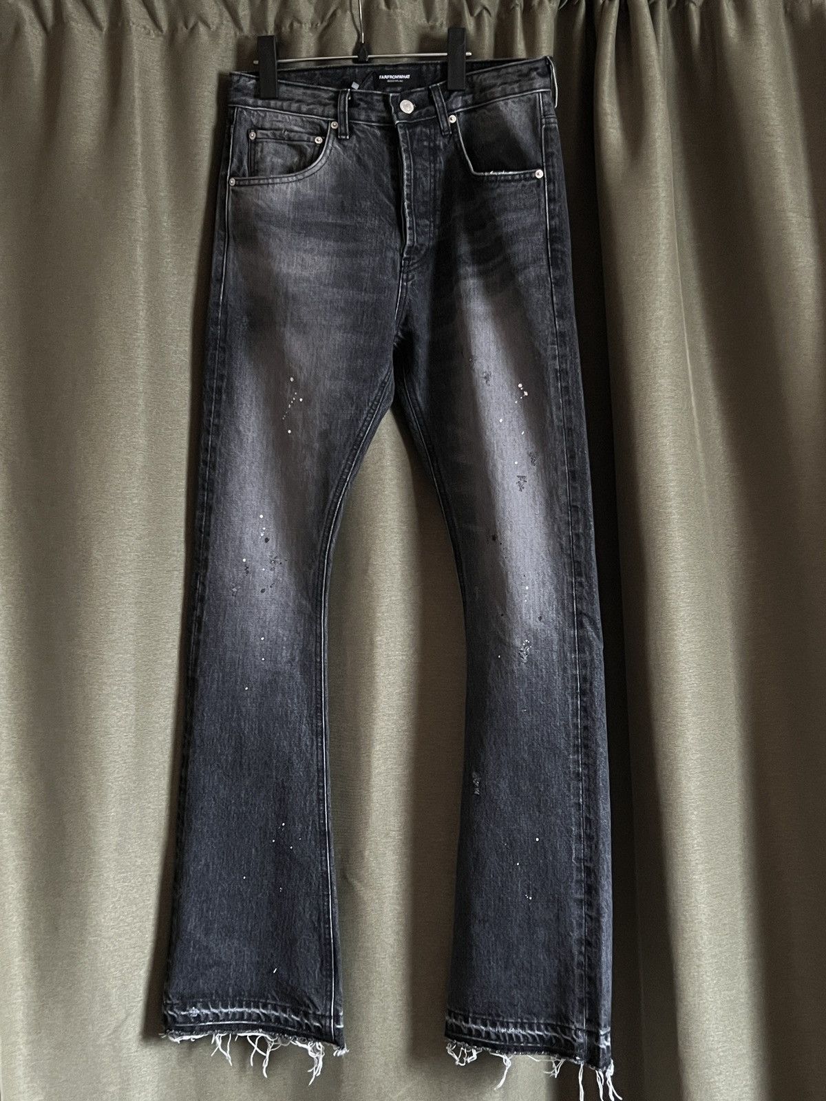FAR FROM WHAT Far from what flare jean black Size US 30 / EU 46 - 1 Thumbnail