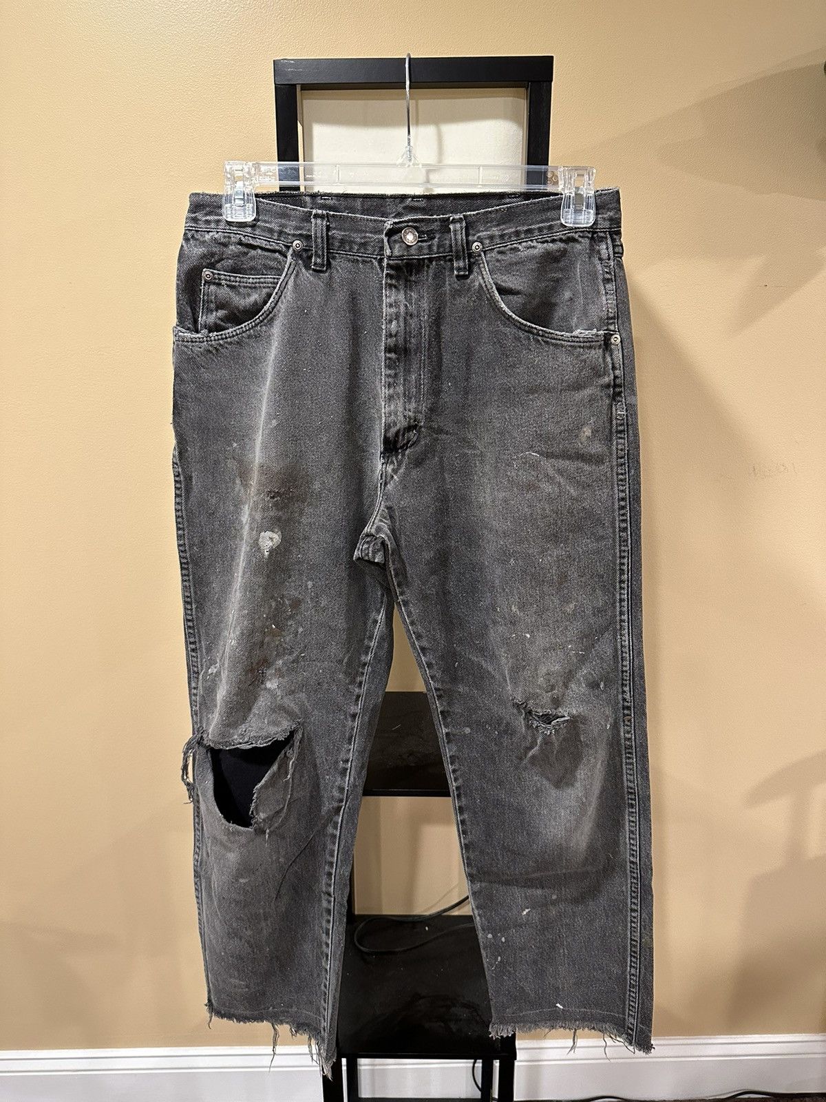 Vintage × Wrangler Vintage Wrangler Thrashed Painter’s Distressed Black Denim Size US 32 / EU 48 - 3 Thumbnail