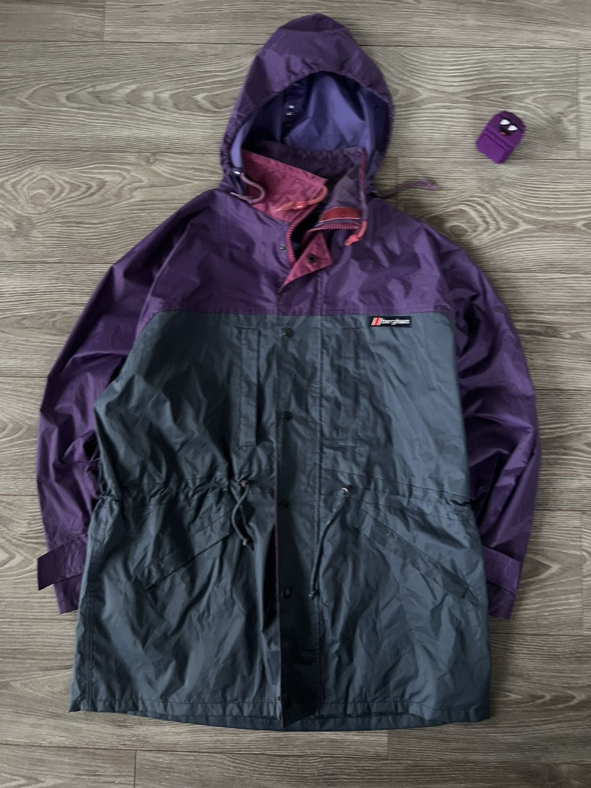 Berghaus Vintage Berghaus 00s Waterproof Regular Gorpcore Jacket Size US XL / EU 56 / 4 - 1 Thumbnail