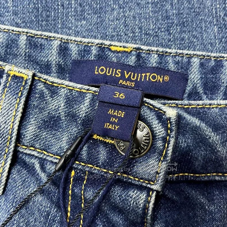 Louis Vuitton Louis Vuitton Blue Logo High Rise Straight Leg Jeans Size US 36 / EU 52 - 3 Thumbnail