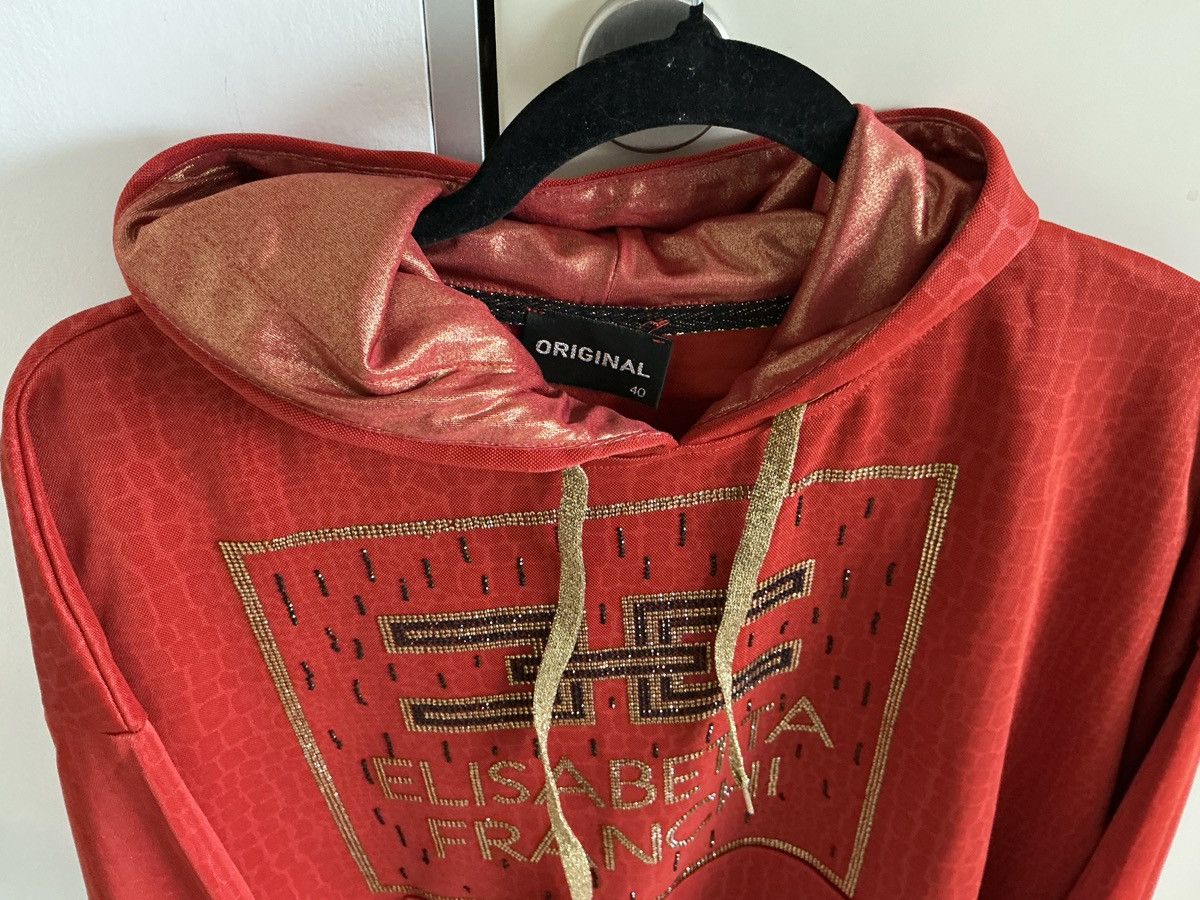 Other Luxury‑Vibe Red Hoodie w/ Gold Accents / size M Size M / US 6-8 / IT 42-44 - 8 Thumbnail