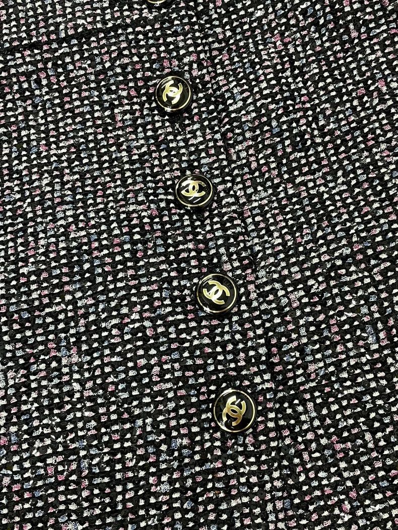 Chanel Chanel 23P colorful tweed knitted skirt Size 25" / US 0 / IT 36 - 2 Thumbnail