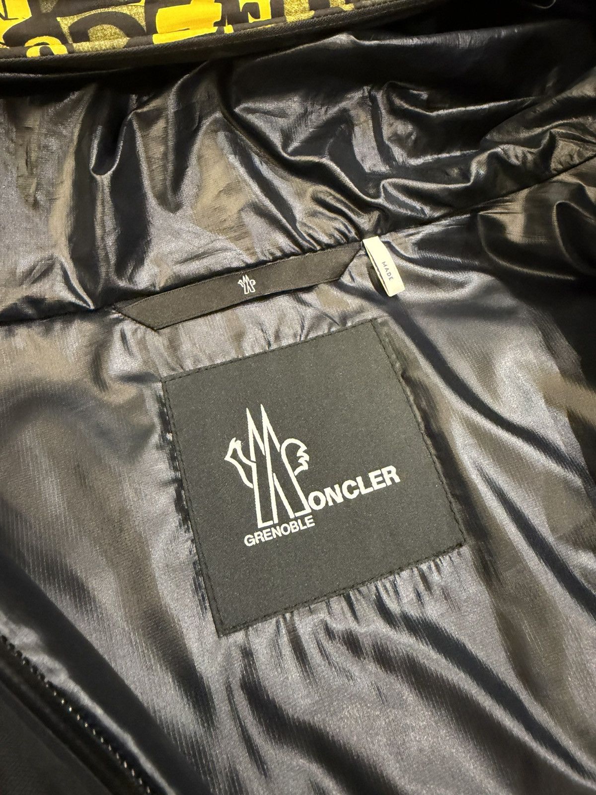 Moncler Grenoble Moncler Grenoble Mazod AOP Puffer Jacket Size US S / EU 44-46 / 1 - 4 Thumbnail