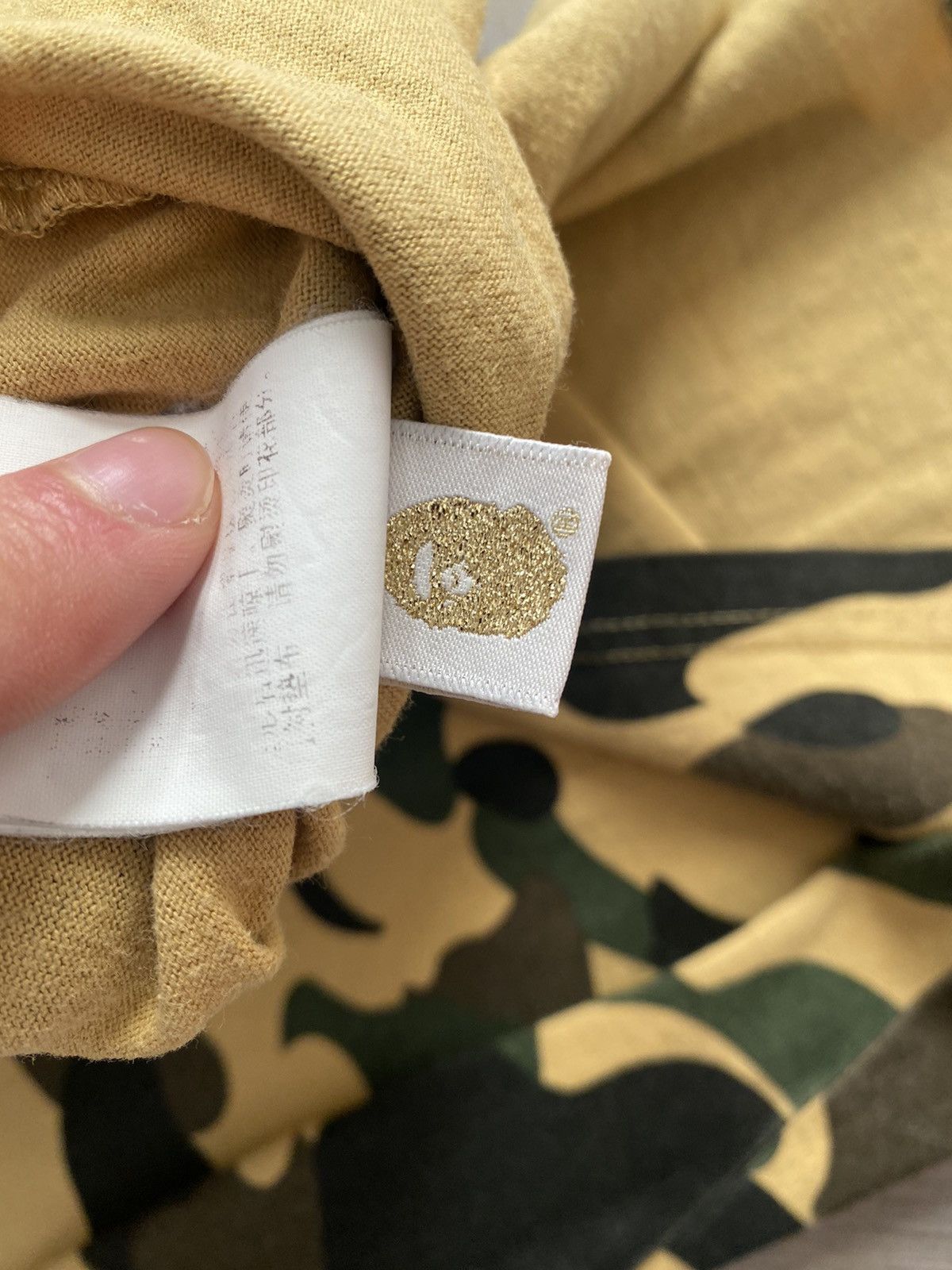 Bape 1st Camo Bape Tee Size US M / EU 48-50 / 2 - 6 Thumbnail