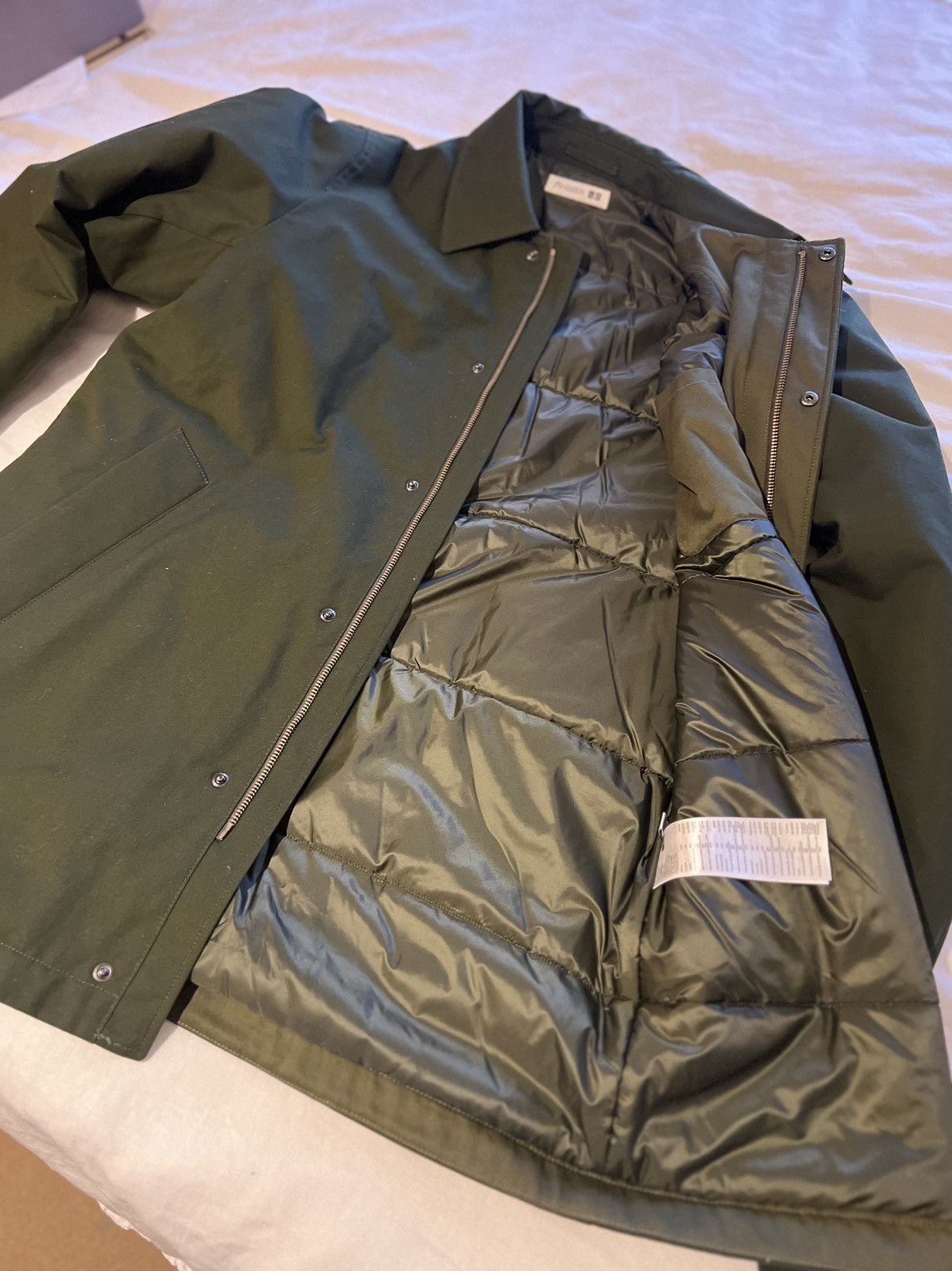 JW Anderson × Uniqlo JW Anderson Uniqlo Men Oversized Padded Half Coat Olive Size US M / EU 48-50 / 2 - 8 Thumbnail