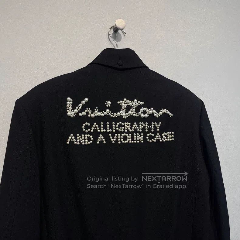 Louis Vuitton Louis Vuitton Back pearl button logo blazer jacket Size US M / EU 48-50 / 2 - 3 Thumbnail