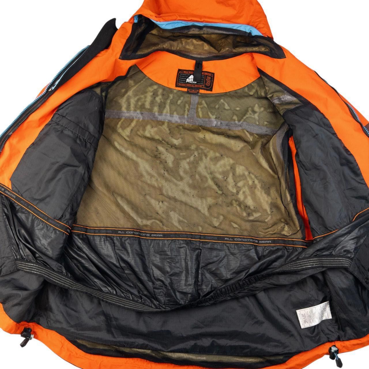 Nike Vintage Nike ACG Stormfit Snowboarding Jacket Size L Size US L / EU 52-54 / 3 - 4 Thumbnail