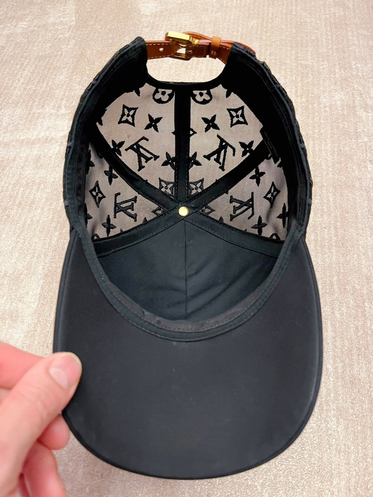Louis Vuitton Louis Vuitton Fishnet Hat Collection Size ONE SIZE - 6 Thumbnail
