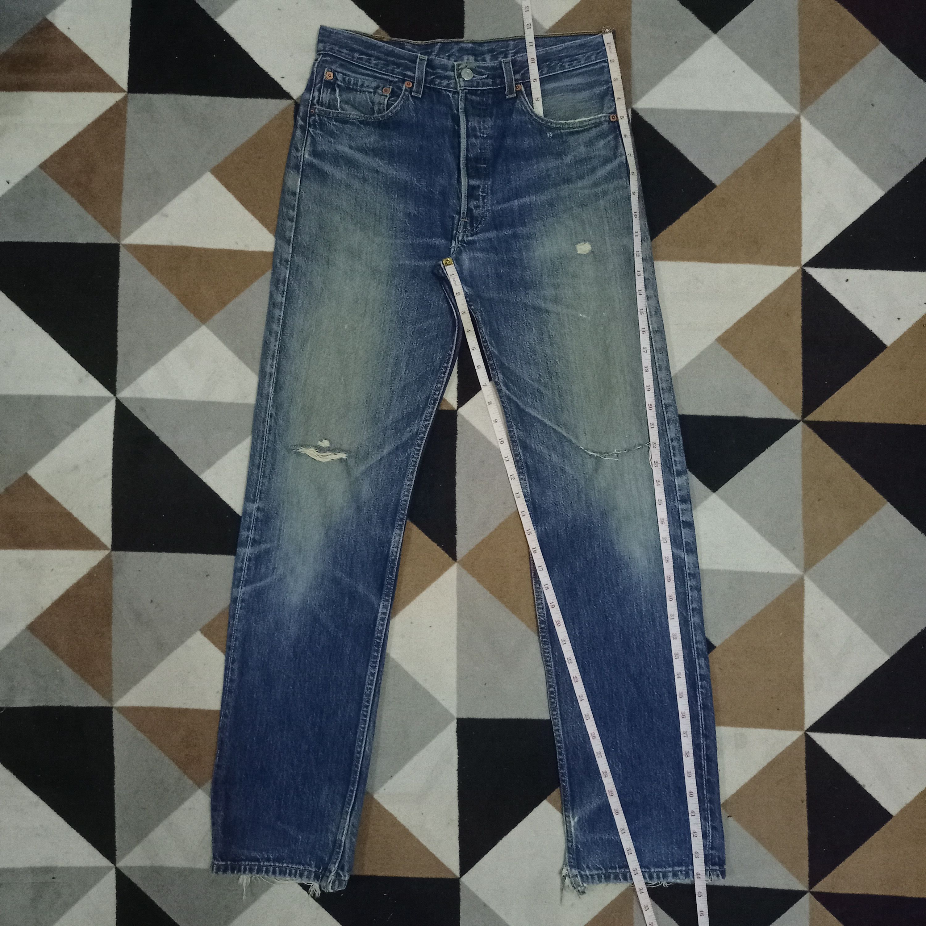 Levi's Europe Vintage 80s Levis 501 Mud Wash Distressed Loose Jeans Size US 31 - 10 Thumbnail