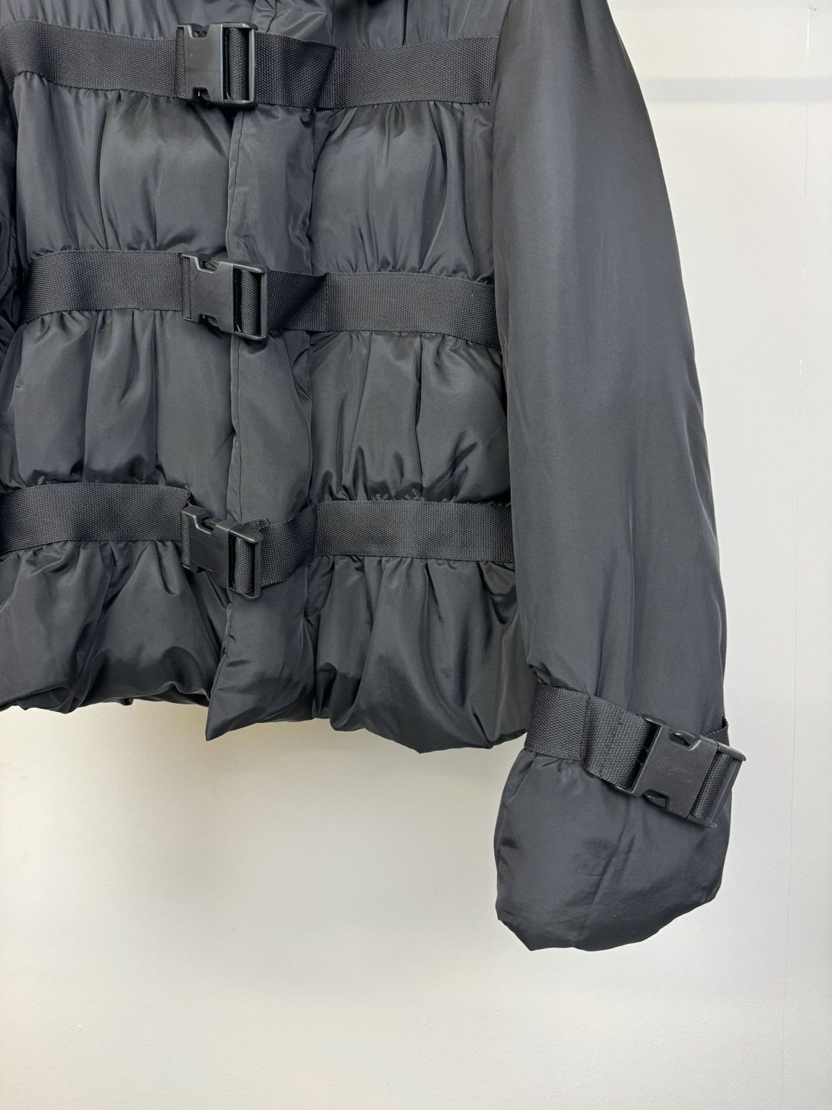 Jean Paul Gaultier AW2003 Jean Paul Gaultier bondage belted puffer jacket Size US M / EU 48-50 / 2 - 5 Thumbnail