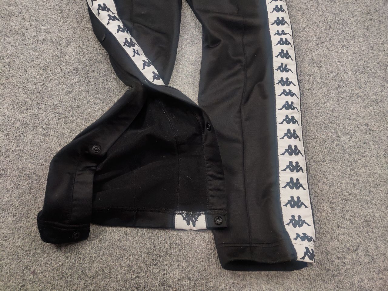 Kappa Kappa track pants vintage logo sweatpants Y2K Style buttons Size US 34 / EU 50 - 7 Thumbnail