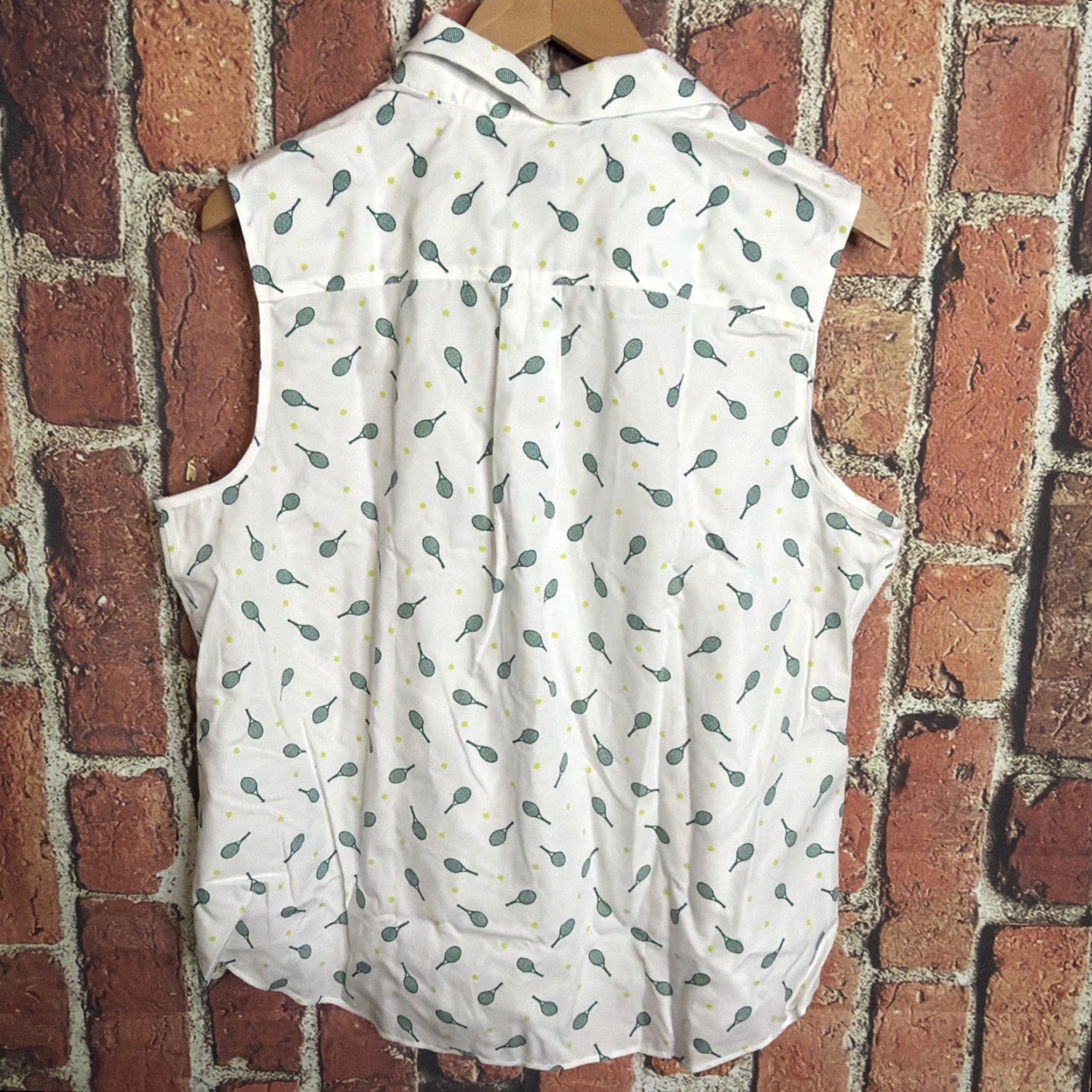 Lands' End Lands' End Button-Up Sleeveless Tennis Print Shirt Womens L Petite White Casual Workwear Travel Basic Non-Iron - Lands' End Size L / US 10 / IT 46 - 3 Thumbnail