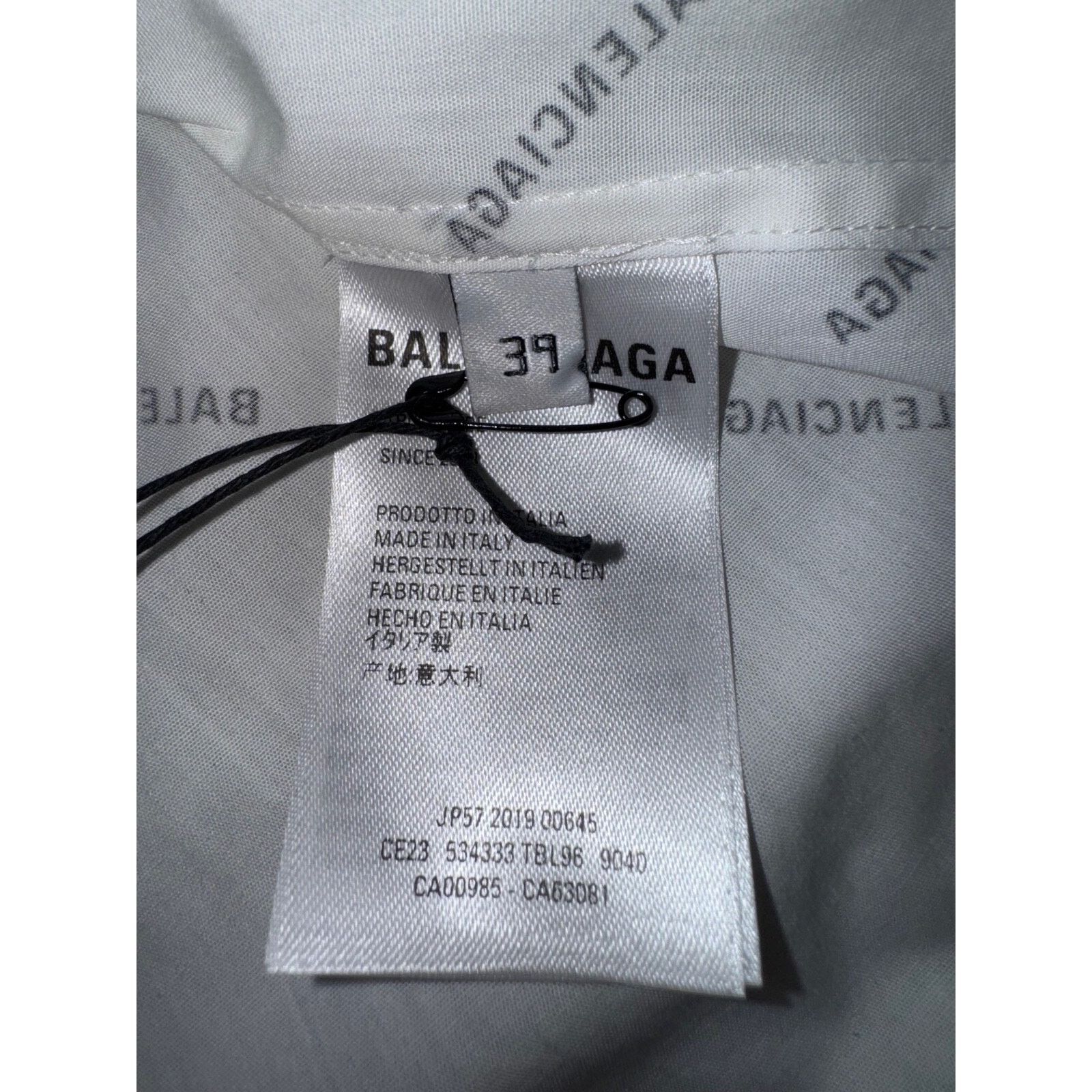 Balenciaga Balenciaga White Black All Over Logo Long Sleeve Button Up Size US M / EU 48-50 / 2 - 21 Thumbnail