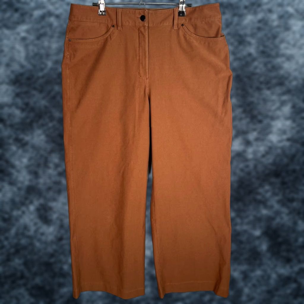 Lululemon Lululemon City Sleek Womens 32 Rust Brown Wide Leg Chino Pants Stretch Pants Chino City Womens 32 Brown Stretch Logo Pockets Wide-Leg 8/10 Vintage No Size 24" / US 00 / IT 34 - 1 Thumbnail
