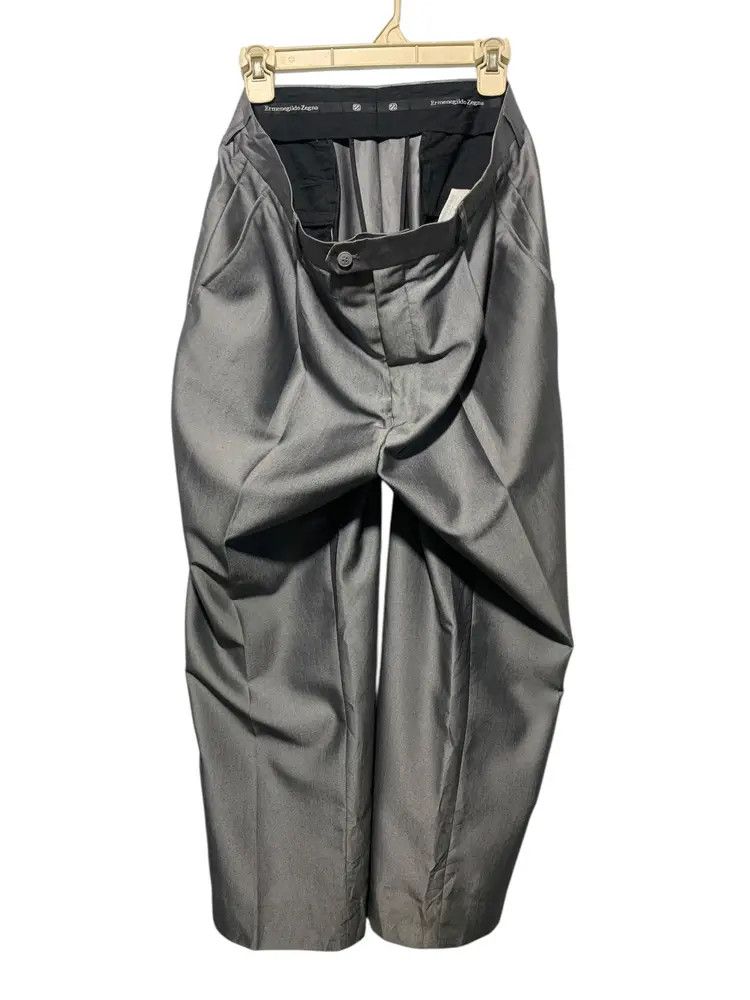 Ermenegildo Zegna 2001 Ermenegildo Zegna pleated silver wool trousers Size US 35 - 2 Thumbnail