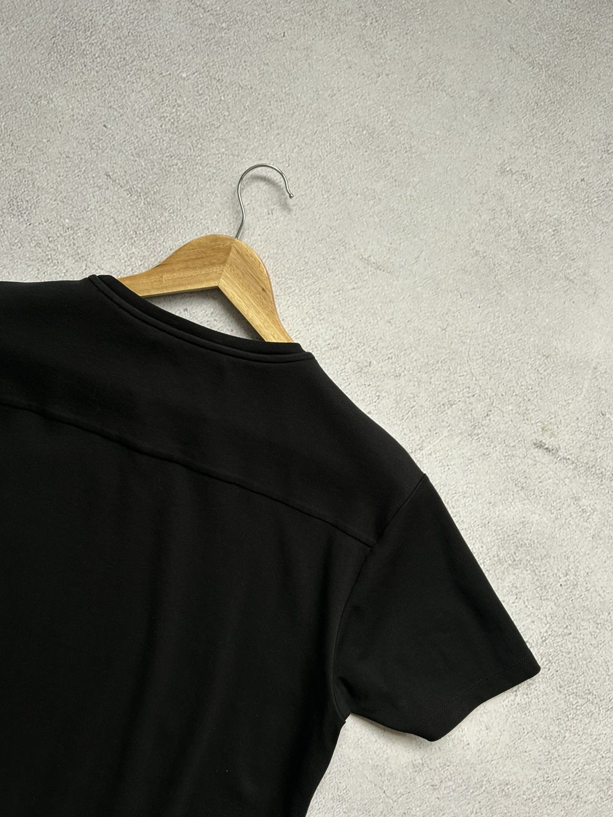 Designer × Limitato Limitato Riocam Premium Avant-garde man's t-shirt size XS Size US XS / EU 42 / 0 - 11 Thumbnail
