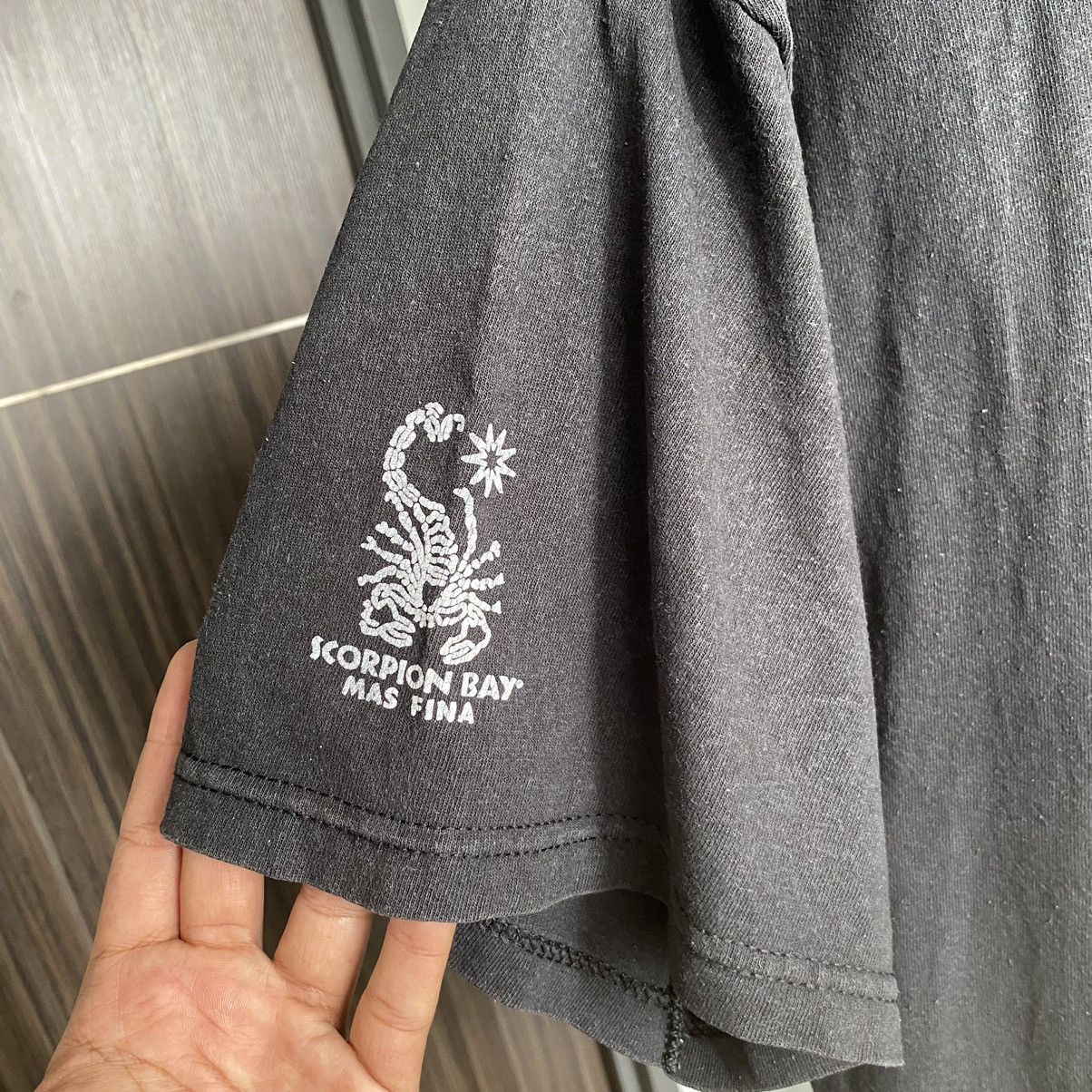 Vintage Thrashed Faded Vintage 90s Scorpion Bay Surfboard ERD GRUNGE Size US XL / EU 56 / 4 - 10 Thumbnail