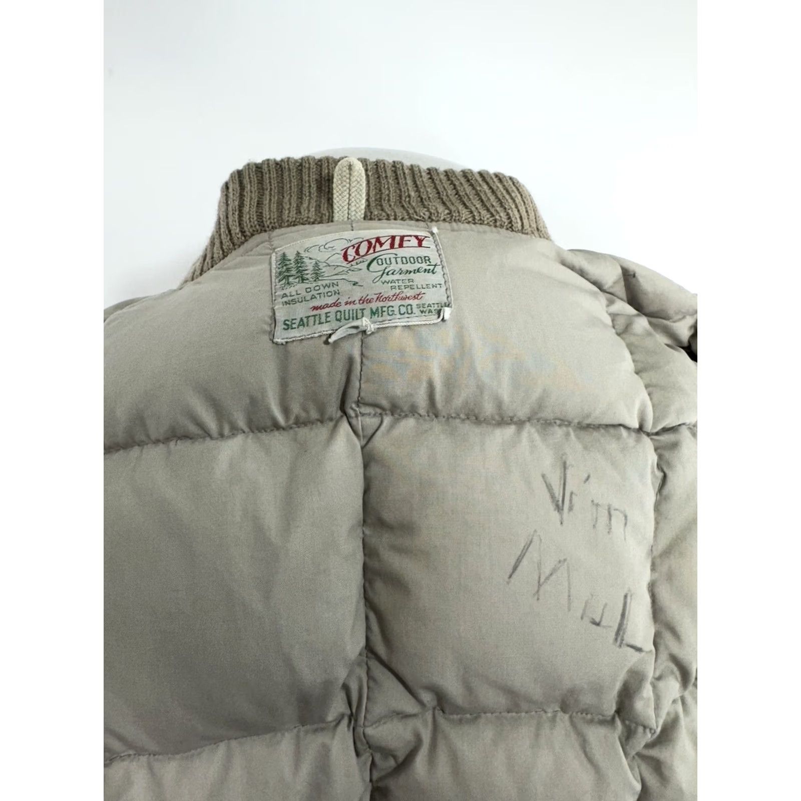 Vintage VINTAGE COMFY / SEATTLE QUILT DOWN INSULATED Jacket Mens S Beige / Khaki 80s 90s C6 Size US S / EU 44-46 / 1 - 5 Thumbnail