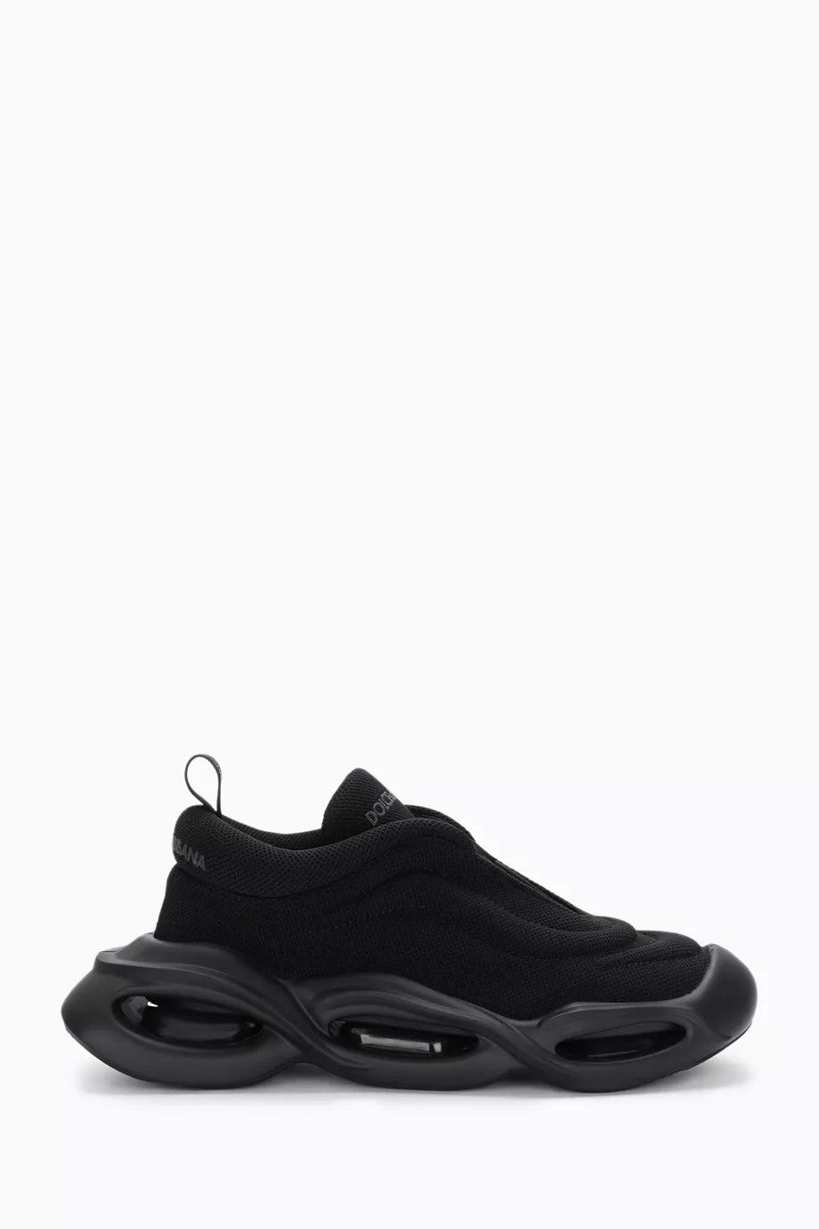 o1y0925 Shell Low-Top Sneakers in Black