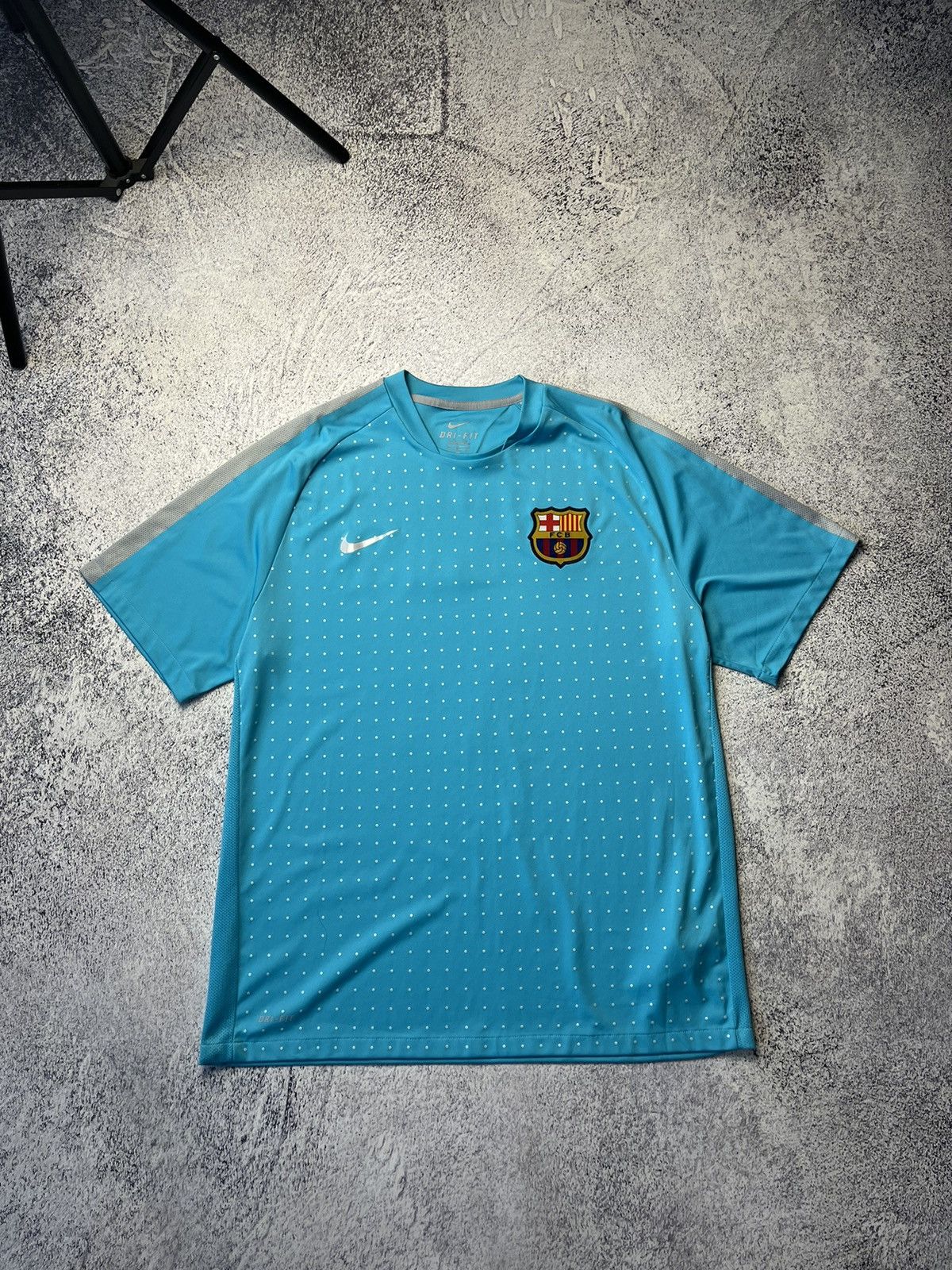 Nike Vintage Nike Barcelona Soccer Jersey Size US XL / EU 56 / 4 - 4 Thumbnail