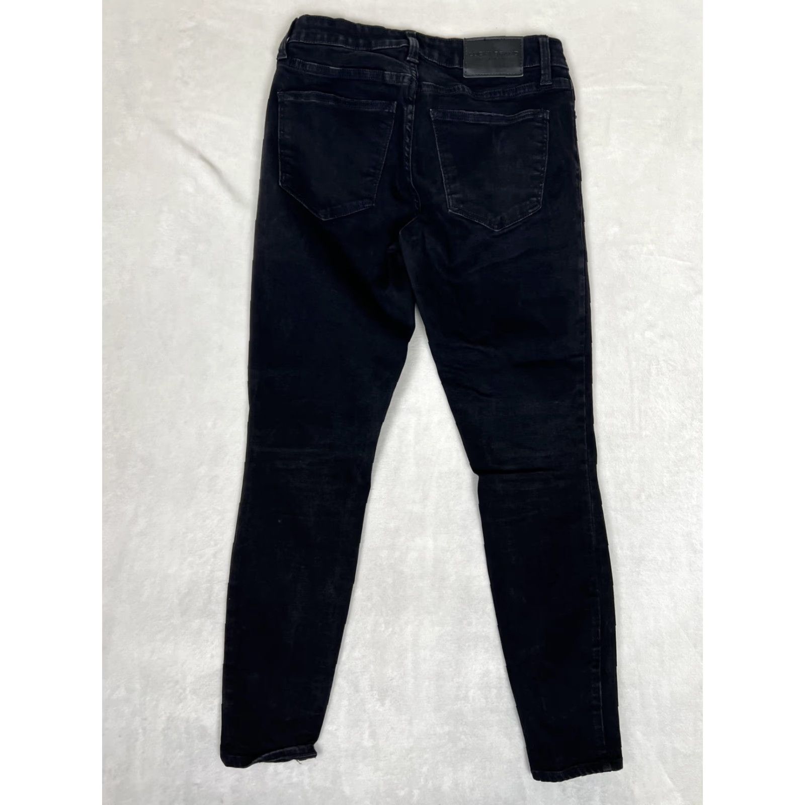 Lucky Brand Lucky Brand Jeans Low Rise Skinny Lolita Womens 6/28R Black Dark Wash Denim - 28in Inseam, Stretch, Zipper Closure, Pockets, Logo - Womens Jeans Size 28" / US 6 / IT 42 - 7 Thumbnail