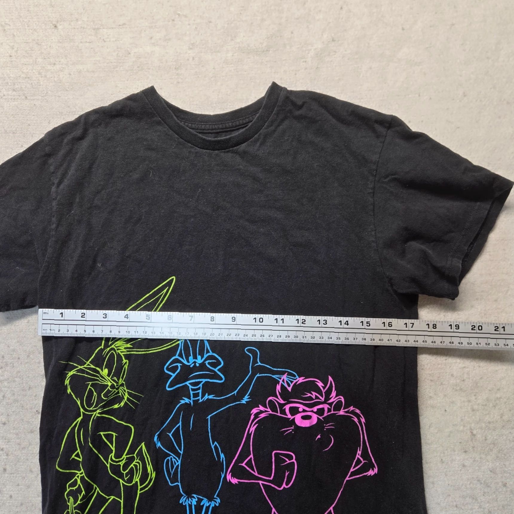 Vintage Looney Tunes Shirt Adult Medium Black Bugs Bunny Daffy Duck Taz Mens Size US M / EU 48-50 / 2 - 4 Thumbnail