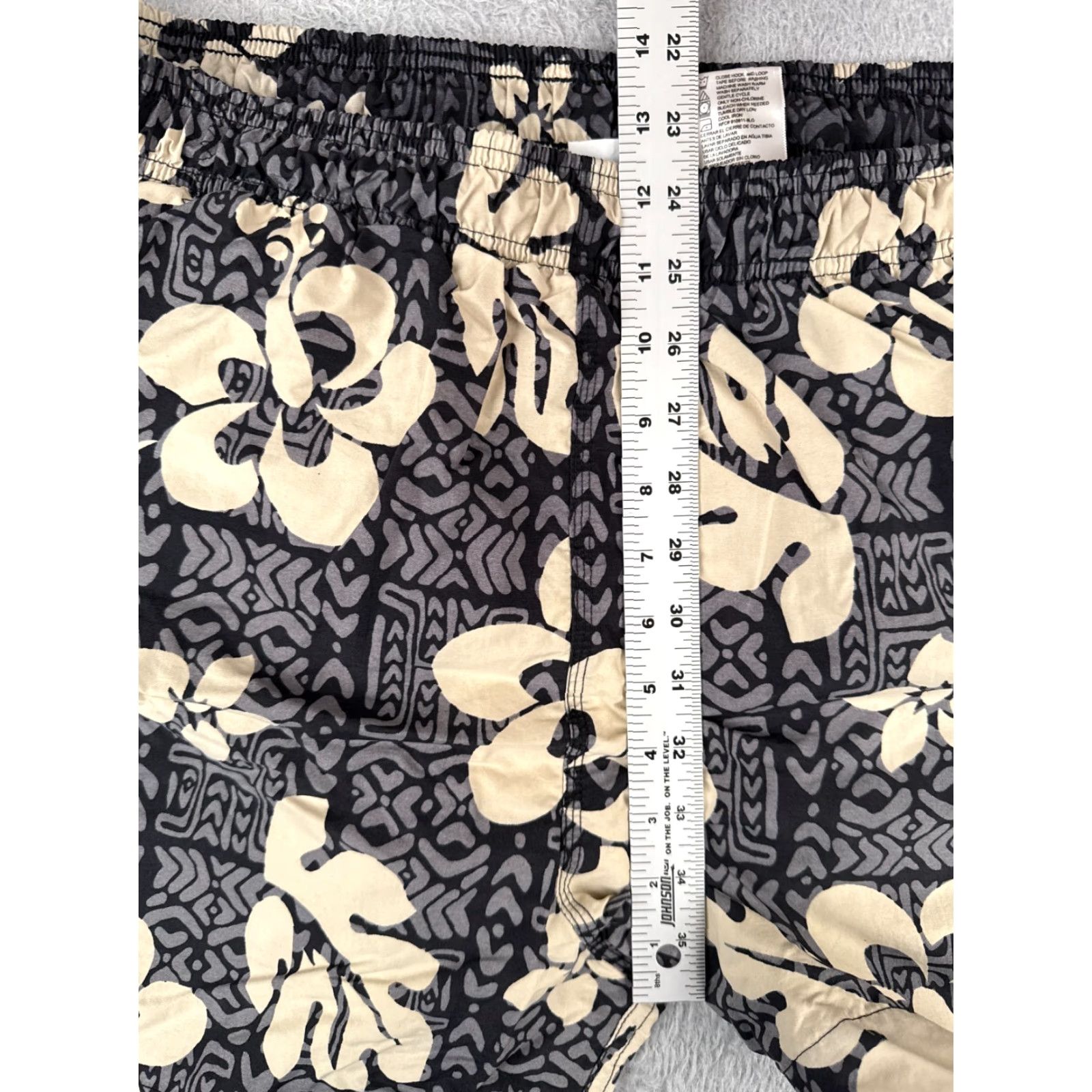 Vintage Sand N Sun Men Trunks XL Gray Beige Floral Hawaiian Lined Nylon Beach Swim Bottoms Size US 36 / EU 52 - 7 Thumbnail