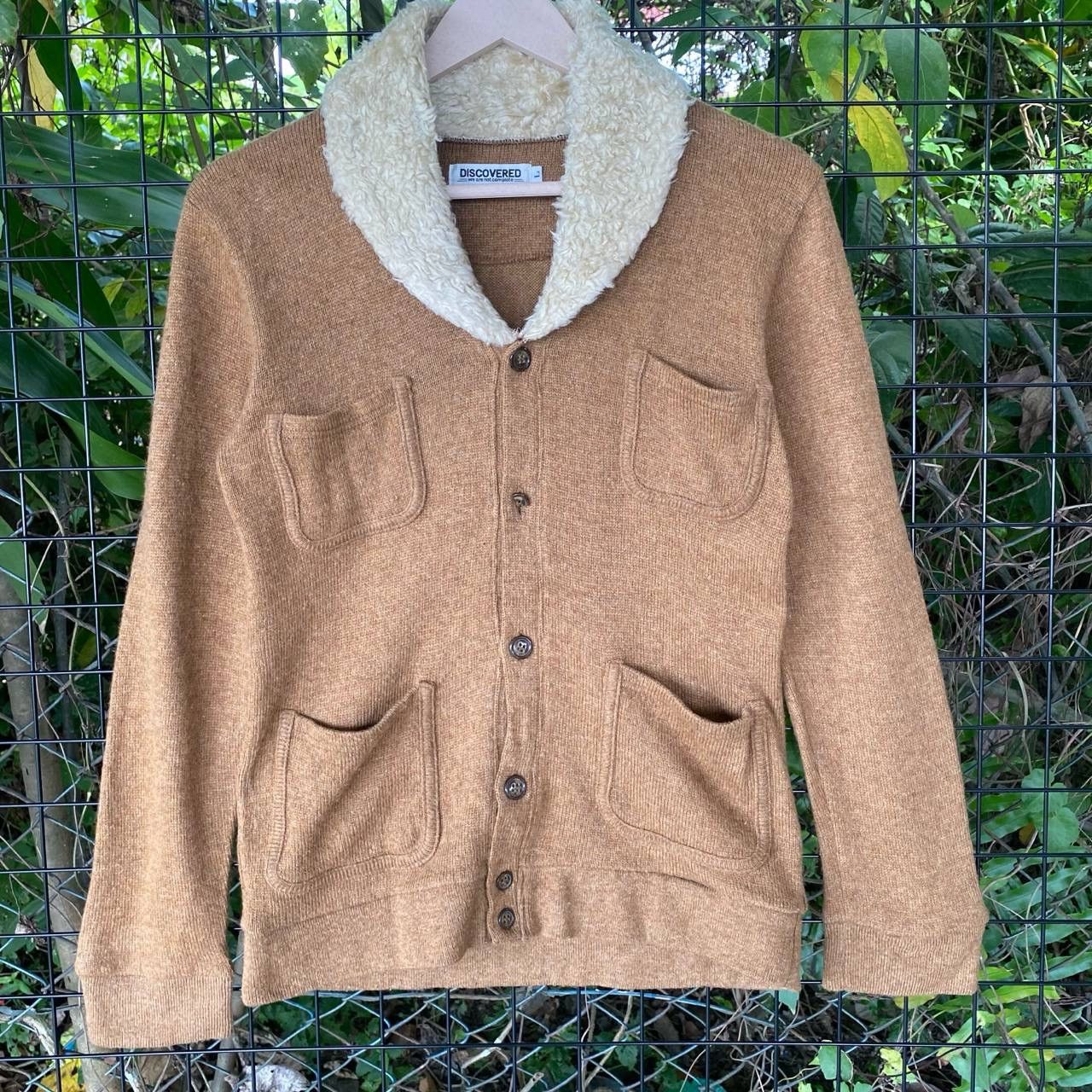 DISCOVERED Discovered Fluffy Neck Wool Button Up Size M / US 6-8 / IT 42-44 - 2 Thumbnail