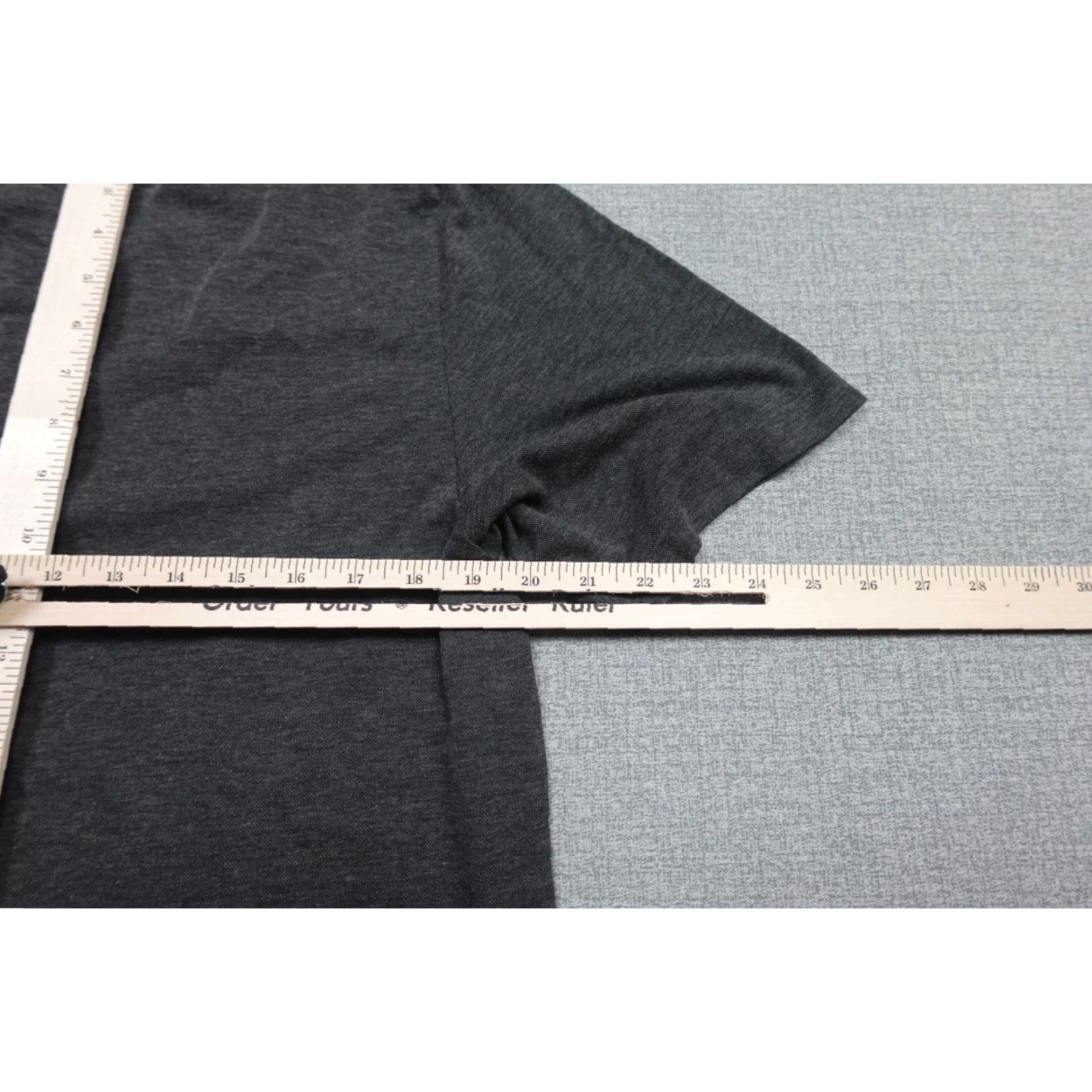 TravisMathew Travis Mathew Polo Men L Gray Pima Cotton Performance Wicking Pocket Comfort Shirt Size US L / EU 52-54 / 3 - 7 Thumbnail