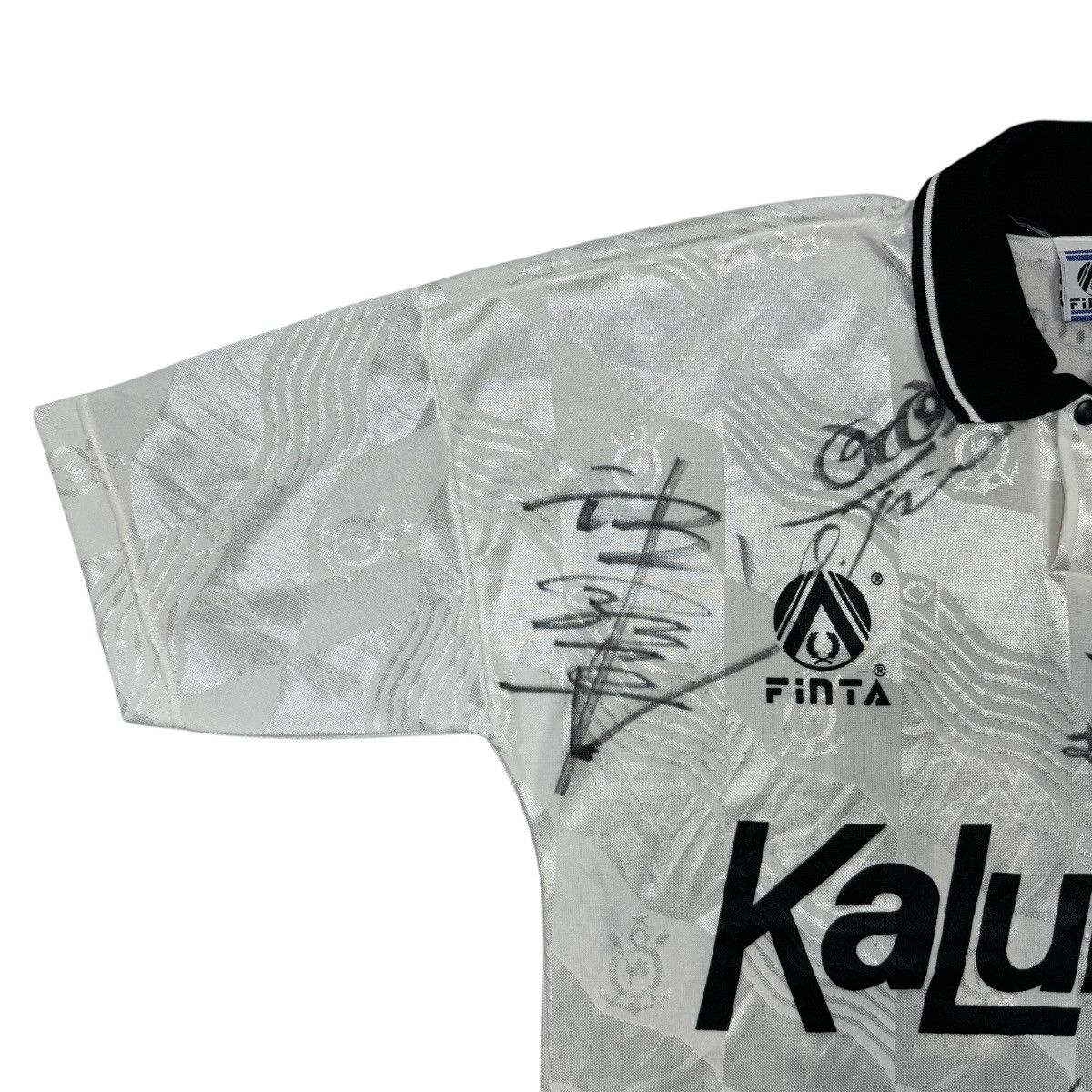 Vintage 1992 Vintage Corinthians Home Jersey Player Signature Size US M / EU 48-50 / 2 - 4 Thumbnail