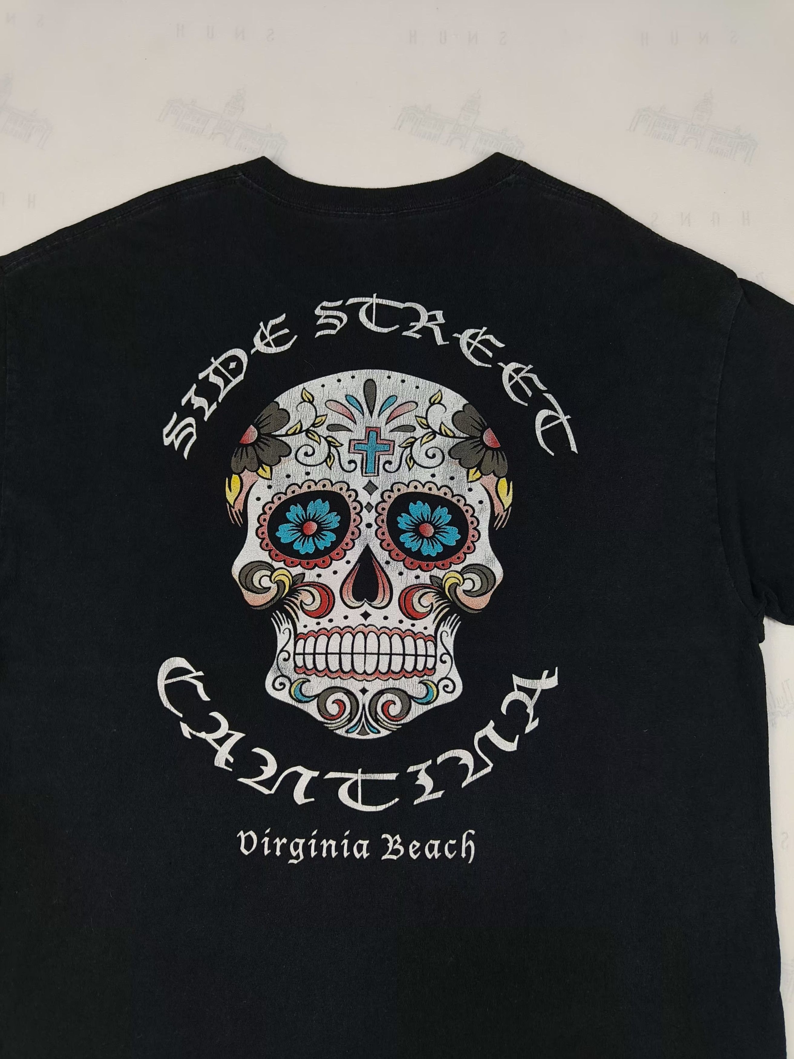 Cross Colours Vintage Gildan Side Street Cantina SKULL CROSS T-shirt Size US L / EU 52-54 / 3 - 4 Thumbnail