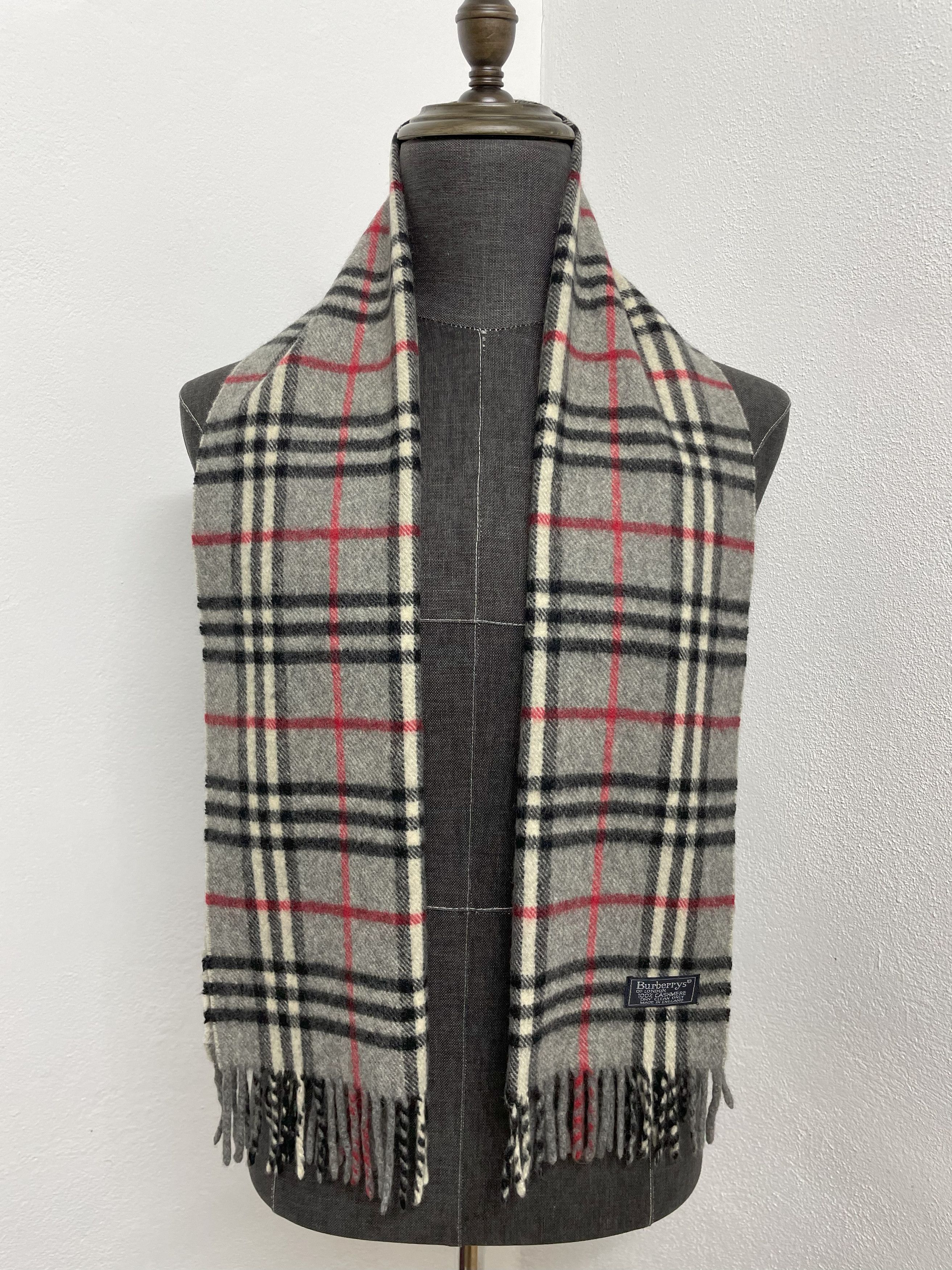 Burberry Burberrys Scarf / Muffler - 6153 Size ONE SIZE - 3 Thumbnail