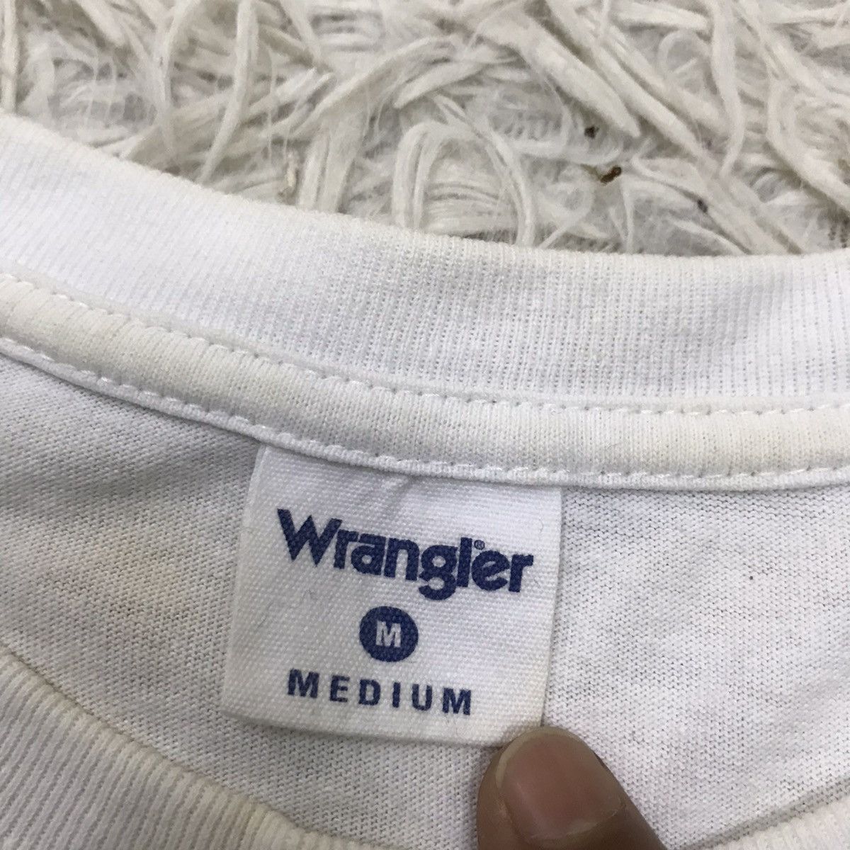 Japanese Brand WRANGLER BOX LOGO CAMO TSHIRT Size US S / EU 44-46 / 1 - 9 Thumbnail