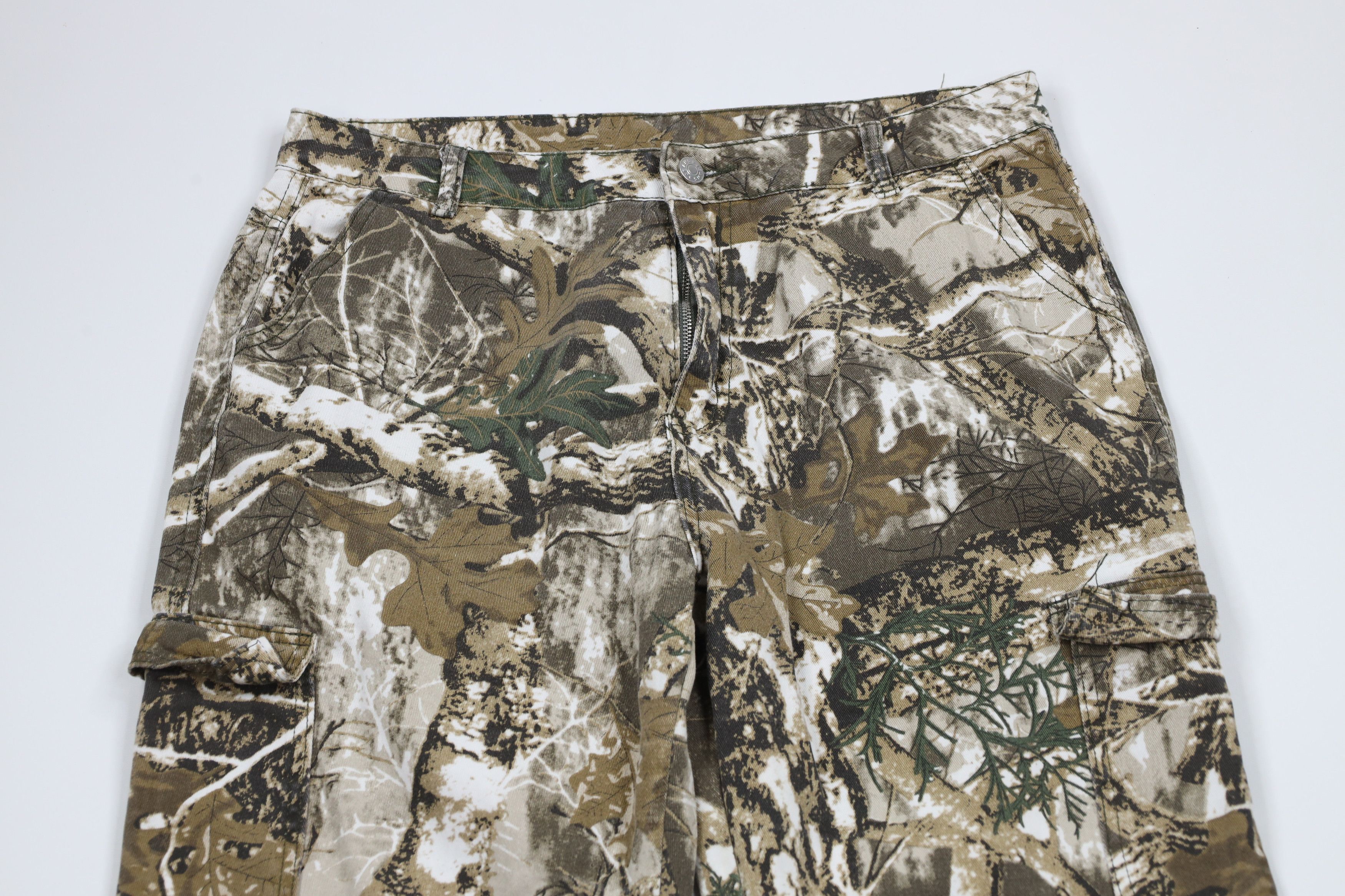 Vintage Vintage 90s Streetwear Faded Camouflage Wide Leg Cargo Pants Size US 34 / EU 50 - 2 Thumbnail