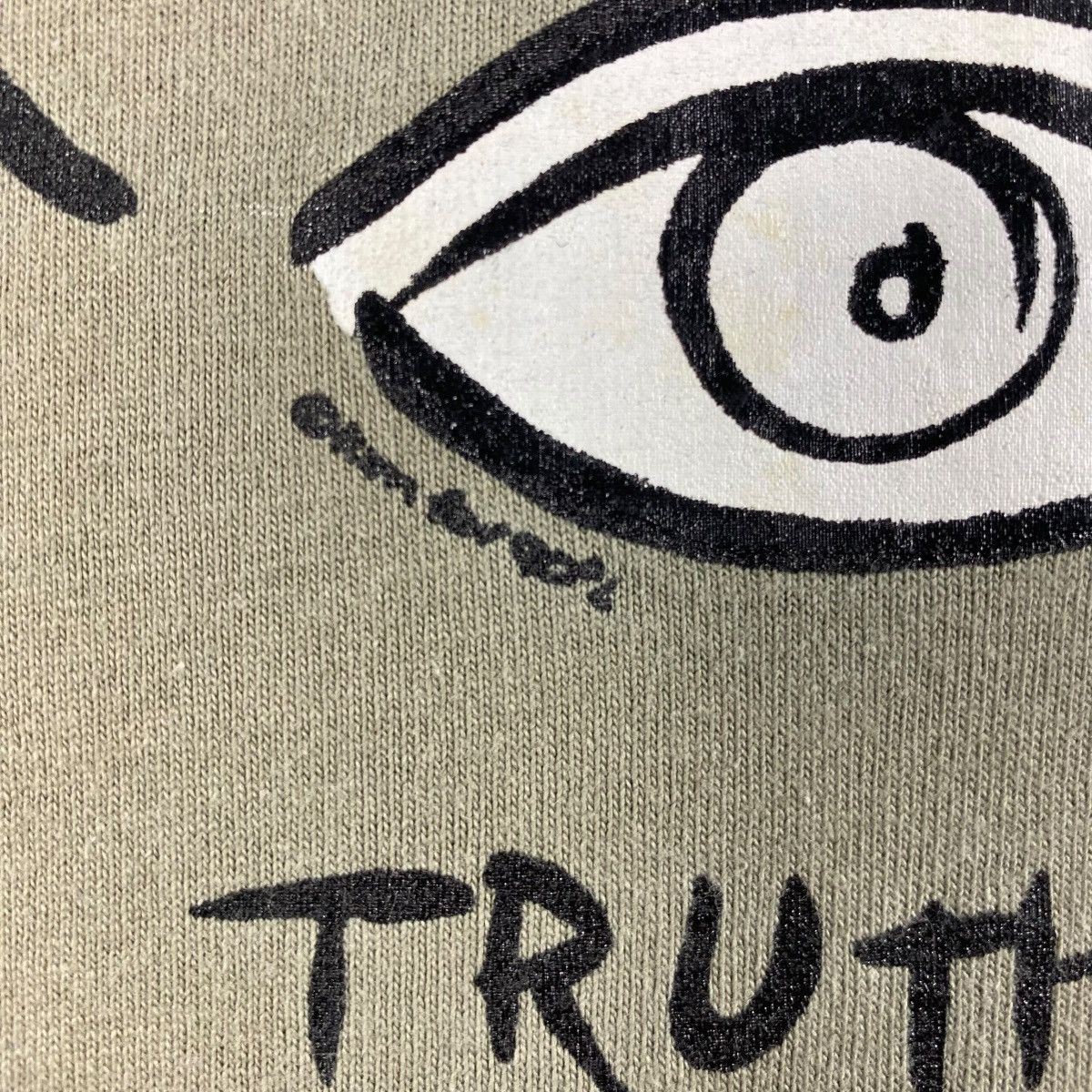 Vintage Vintage 90's TRUTH Picasso Artwork Graphic Faded Thee Shirt Size US M / EU 48-50 / 2 - 4 Thumbnail