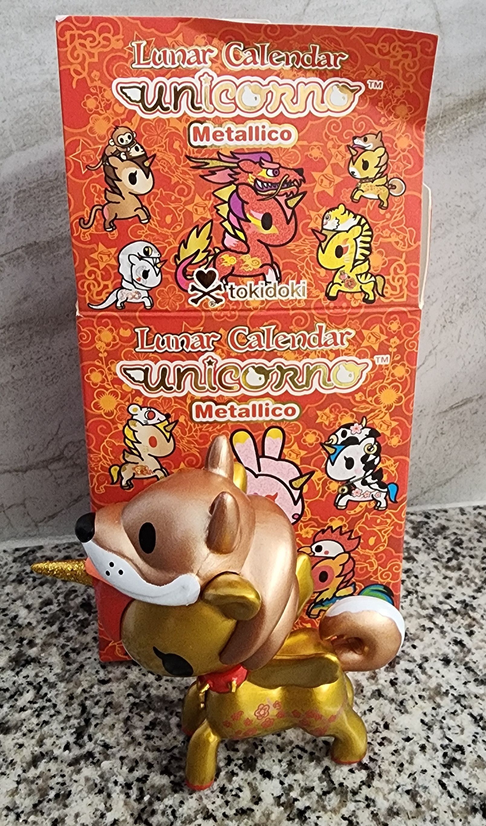 tokidoki Open Box Lunar Unicorno Metallico Year of the Dog 🐕 Size ONE SIZE - 2 Thumbnail