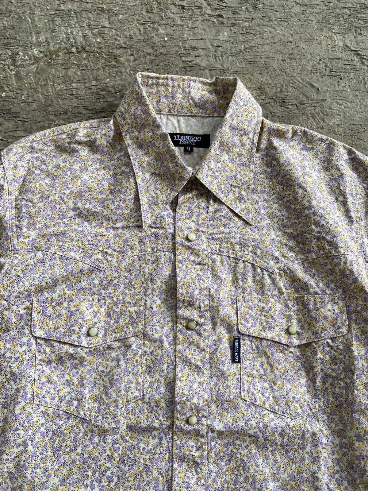 Tornado Mart 2000s Tornado Mart - Floral Pattern Button Shirt Size US M / EU 48-50 / 2 - 3 Thumbnail