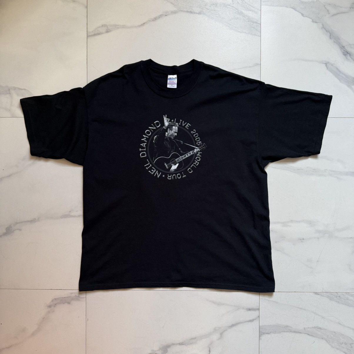 Band Tees Vintage Y2K Neil Diamond ‘05 Live World Tour Tee Size US XXL / EU 58 / 5 - 2 Thumbnail