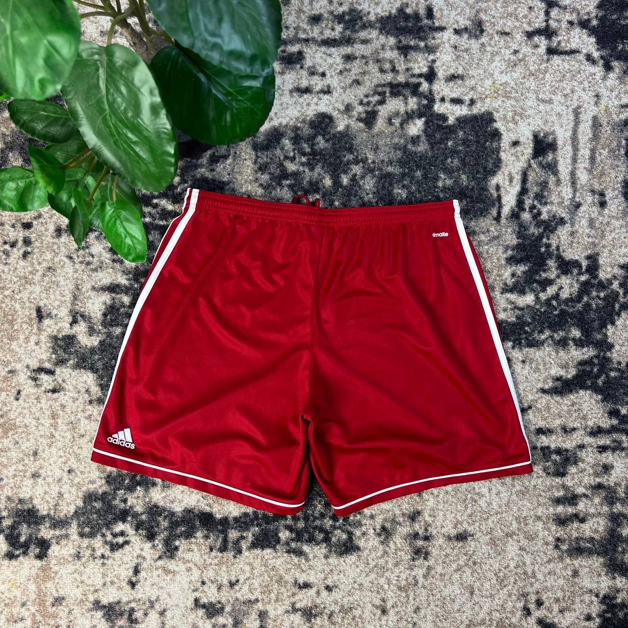 Adidas Adidas Vintage Mini Logo Light Shorts Sportswear Y2K Size US 36 / EU 52 - 1 Thumbnail