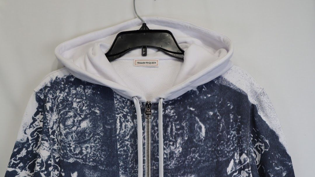 Alexander McQueen o1rshd1 ***Defect / Printed Hoodie in Navy and White Size US M / EU 48-50 / 2 - 3 Thumbnail