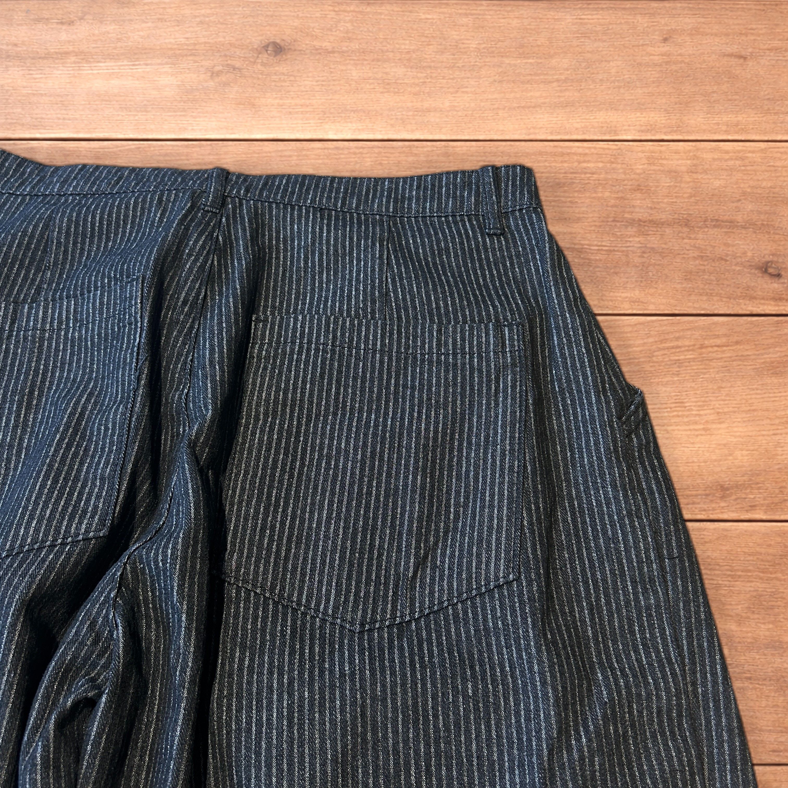 Japanese Brand Vintage style baggy wide leg pleated jeans in black Size US 32 / EU 48 - 4 Thumbnail