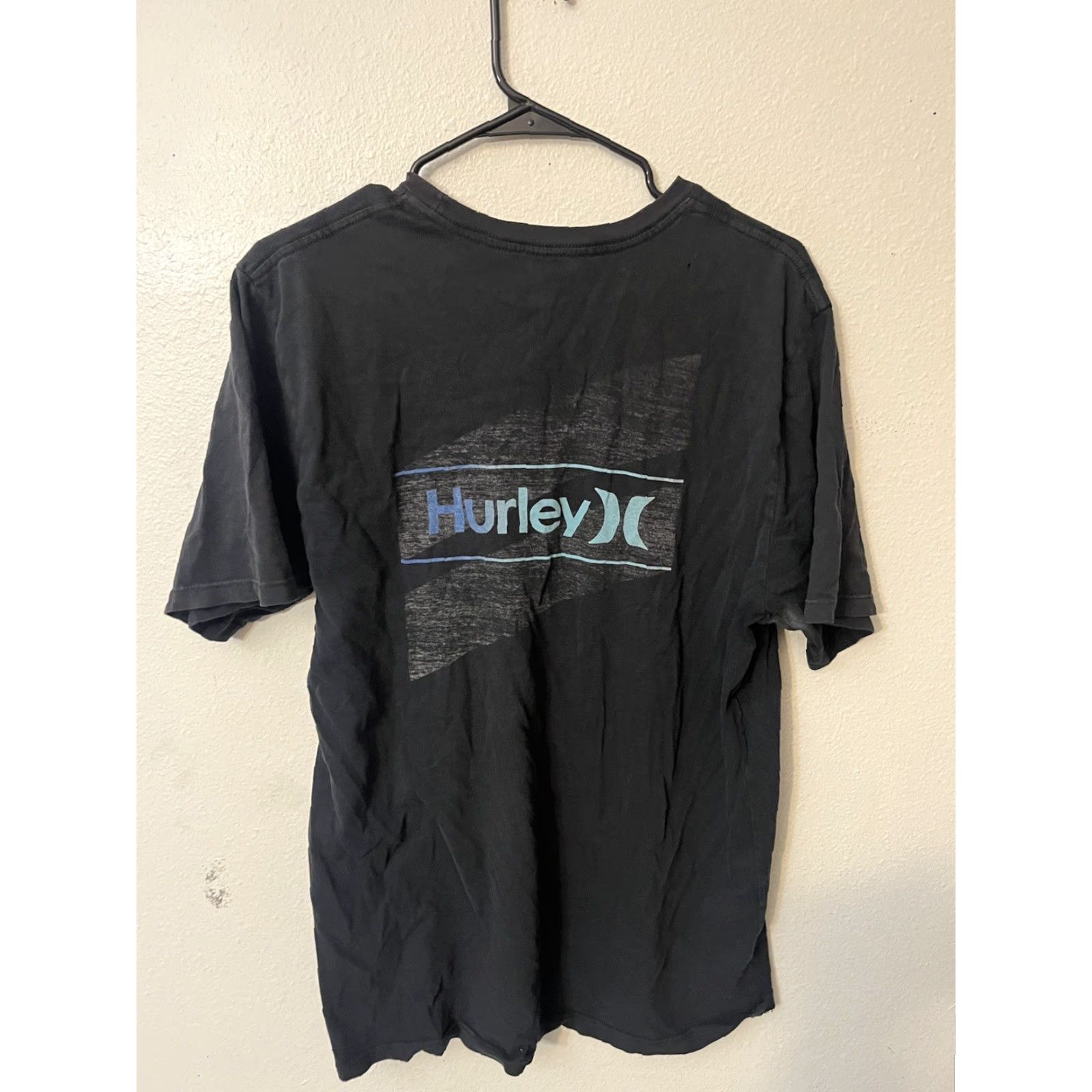 Hurley VINTAGE Hurley Men’s T-Shirt Short Sleeve Logo Crew Neck Black Large Casual Surfing Beach 2010s Size US L / EU 52-54 / 3 - 2 Thumbnail
