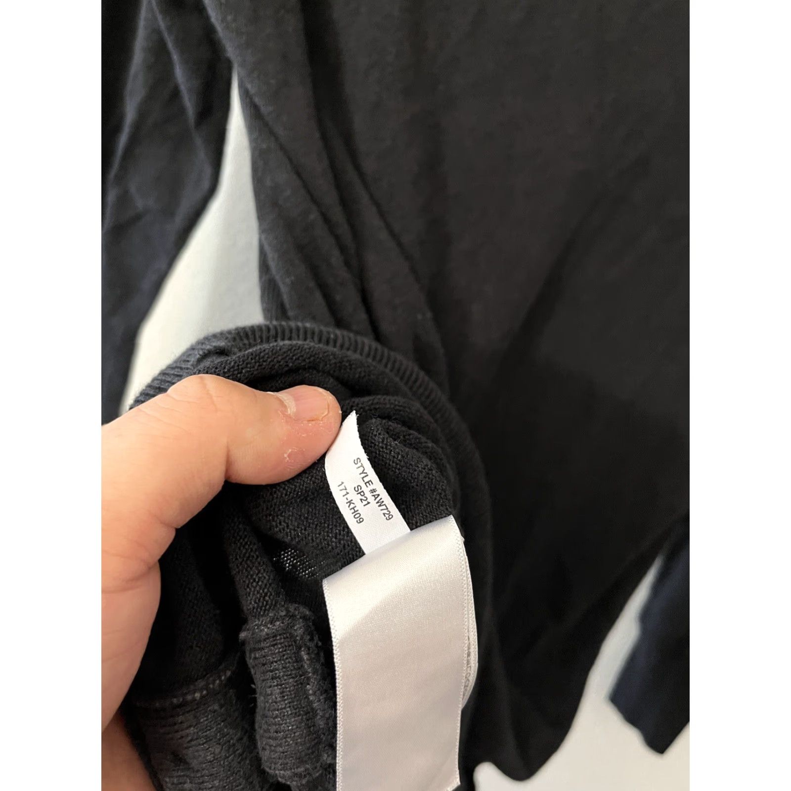 J.Crew VINTAGE J.CREW Women's Tunic Sweater Long Sleeve V-Neck Button Linen Blend Size S Black Classic All Seasons Size S / US 4 / IT 40 - 5 Thumbnail
