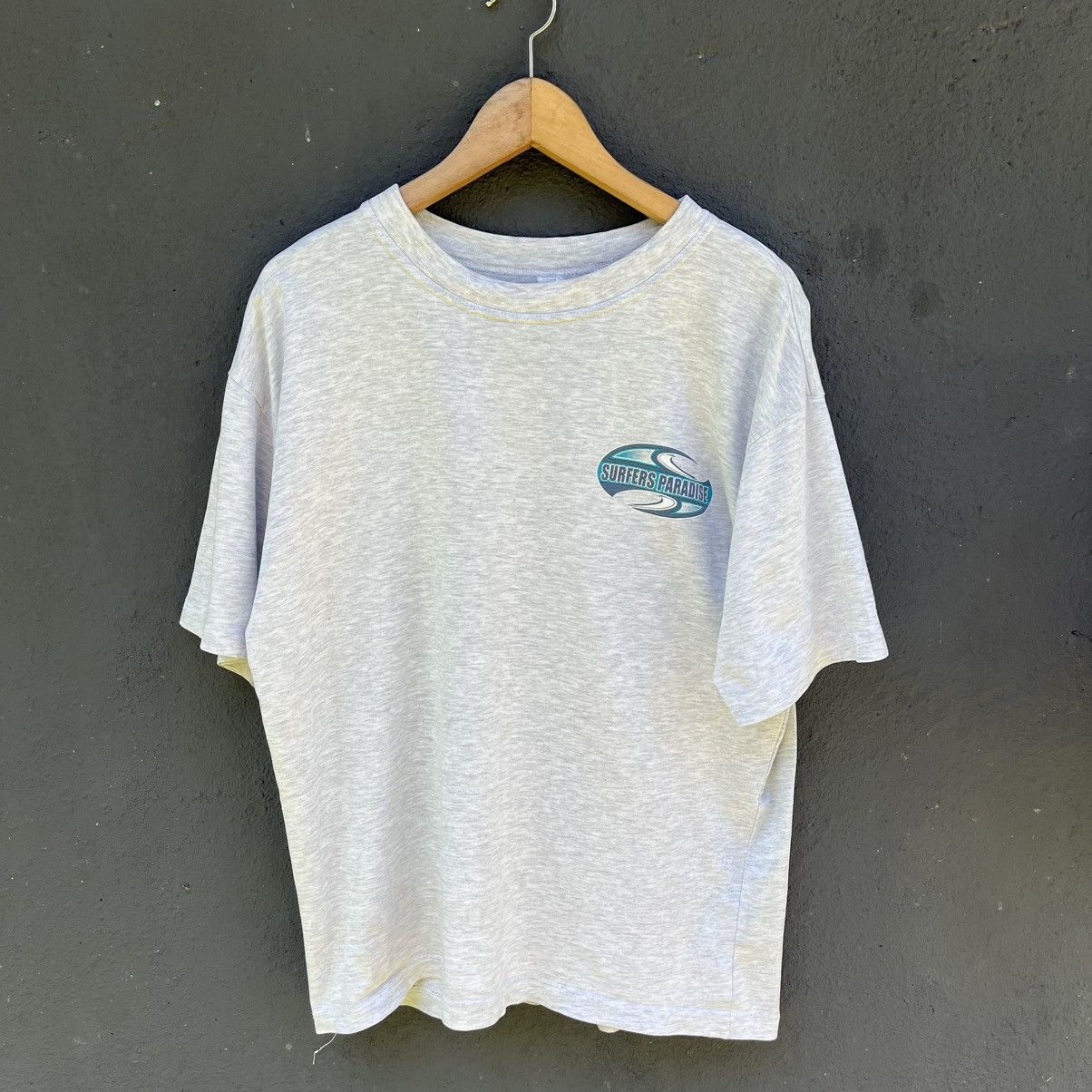 Sun Surf Thrashed Vintage 90s Surfers Paradise Surfing Brand Tee Size US L / EU 52-54 / 3 - 4 Thumbnail