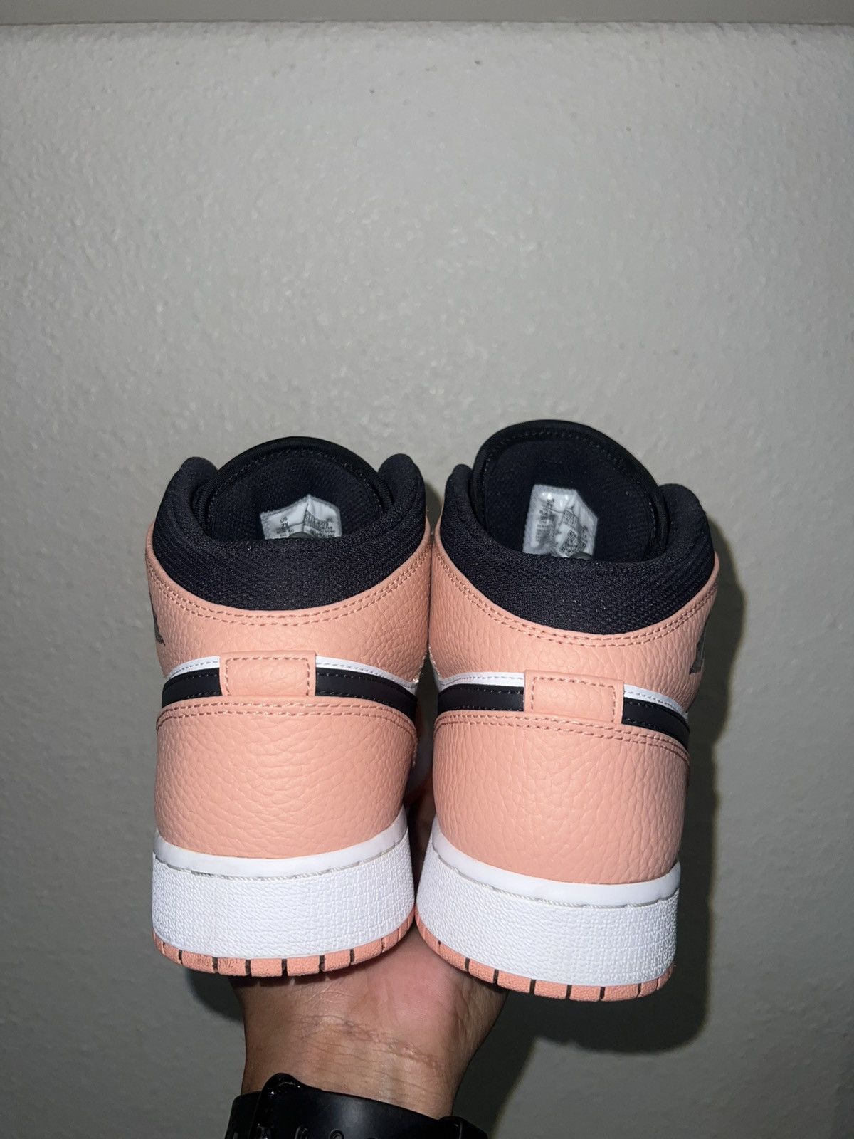 Jordan Brand AIR JORDAN 1 MID (GS) Size US 7 / IT 37 - 3 Thumbnail