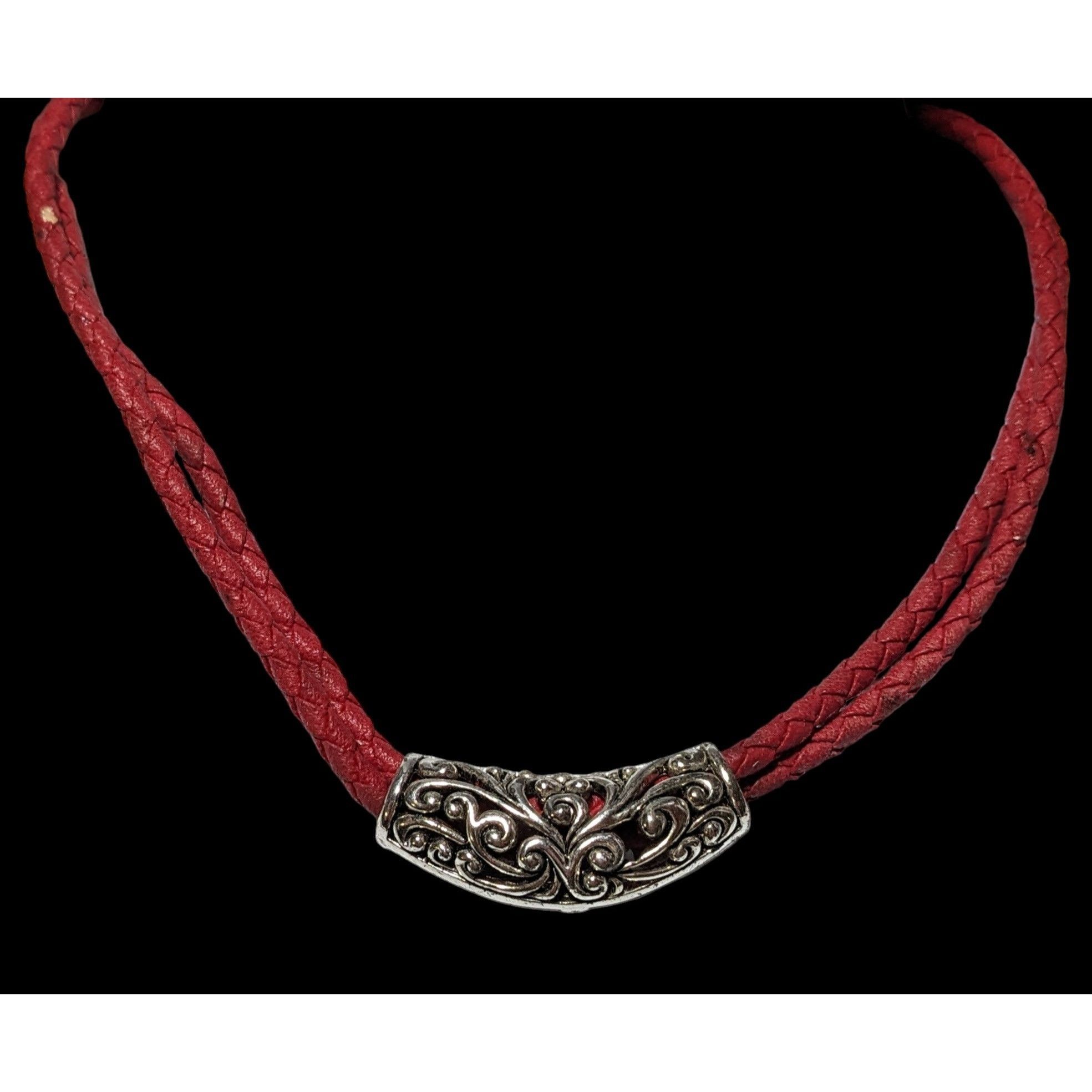 Other Red And Silver Faux Leather Floral Necklace Size ONE SIZE - 2 Thumbnail
